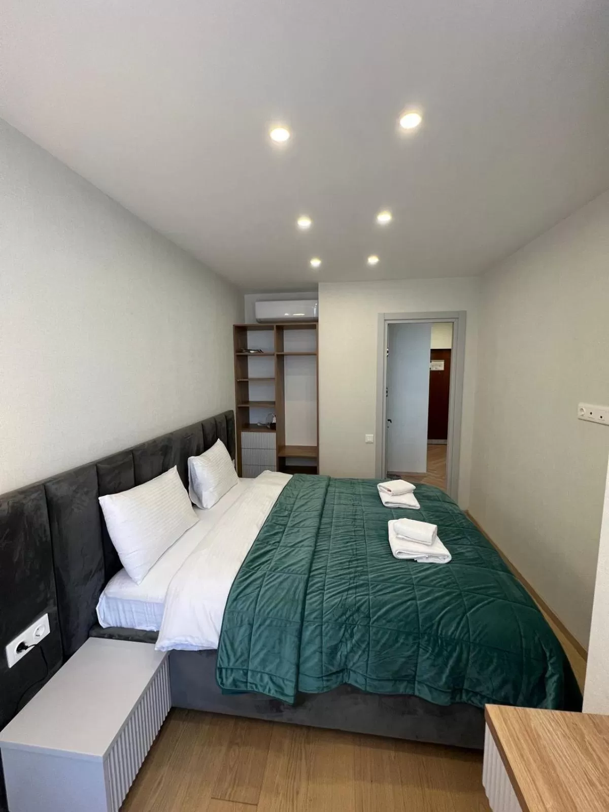 Bed in Aparthotel Holiday Lux Batumi