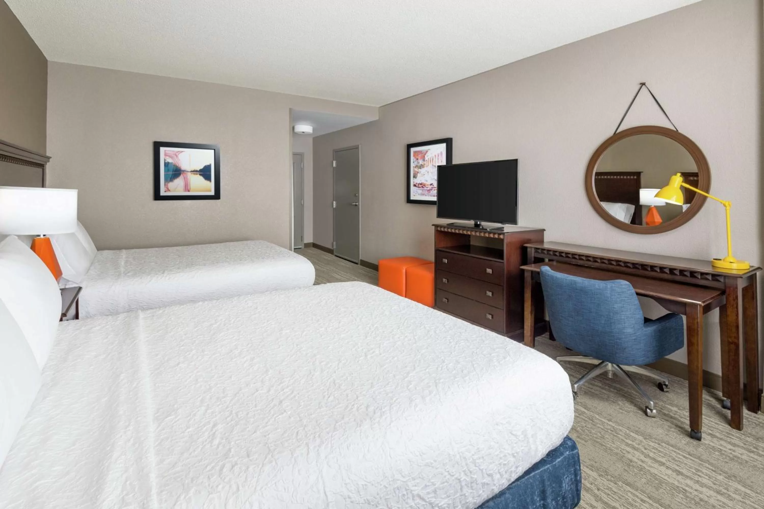 Bedroom, Bed in Hampton Inn & Suites National Harbor/Alexandria Area