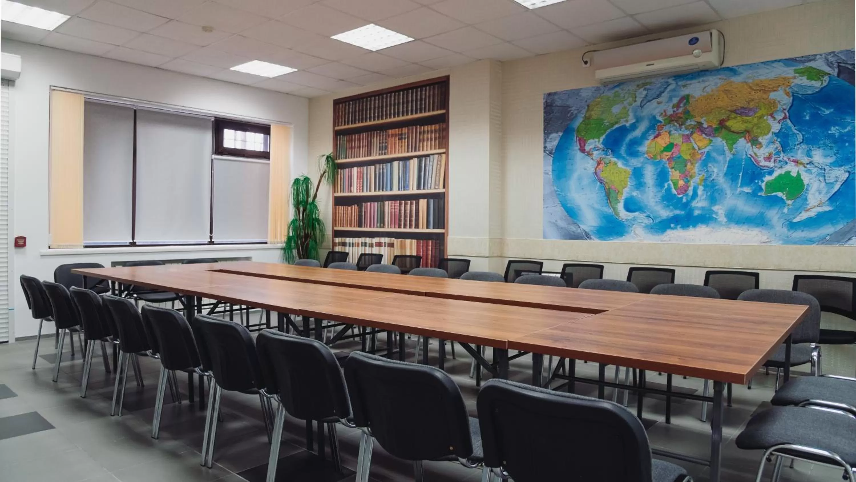 Business facilities in Aktobe Hotel