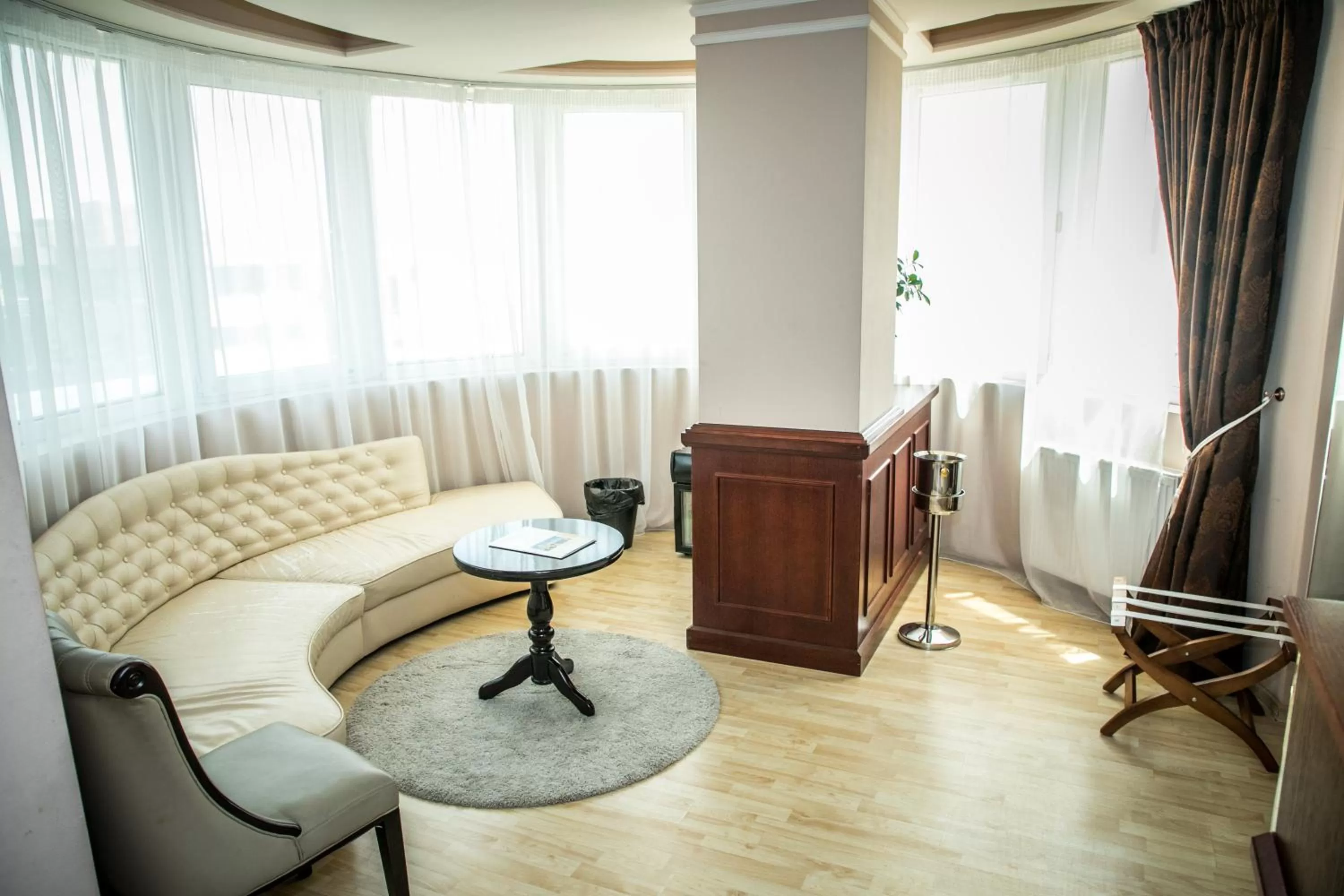 Seating area in Hotel Megalos