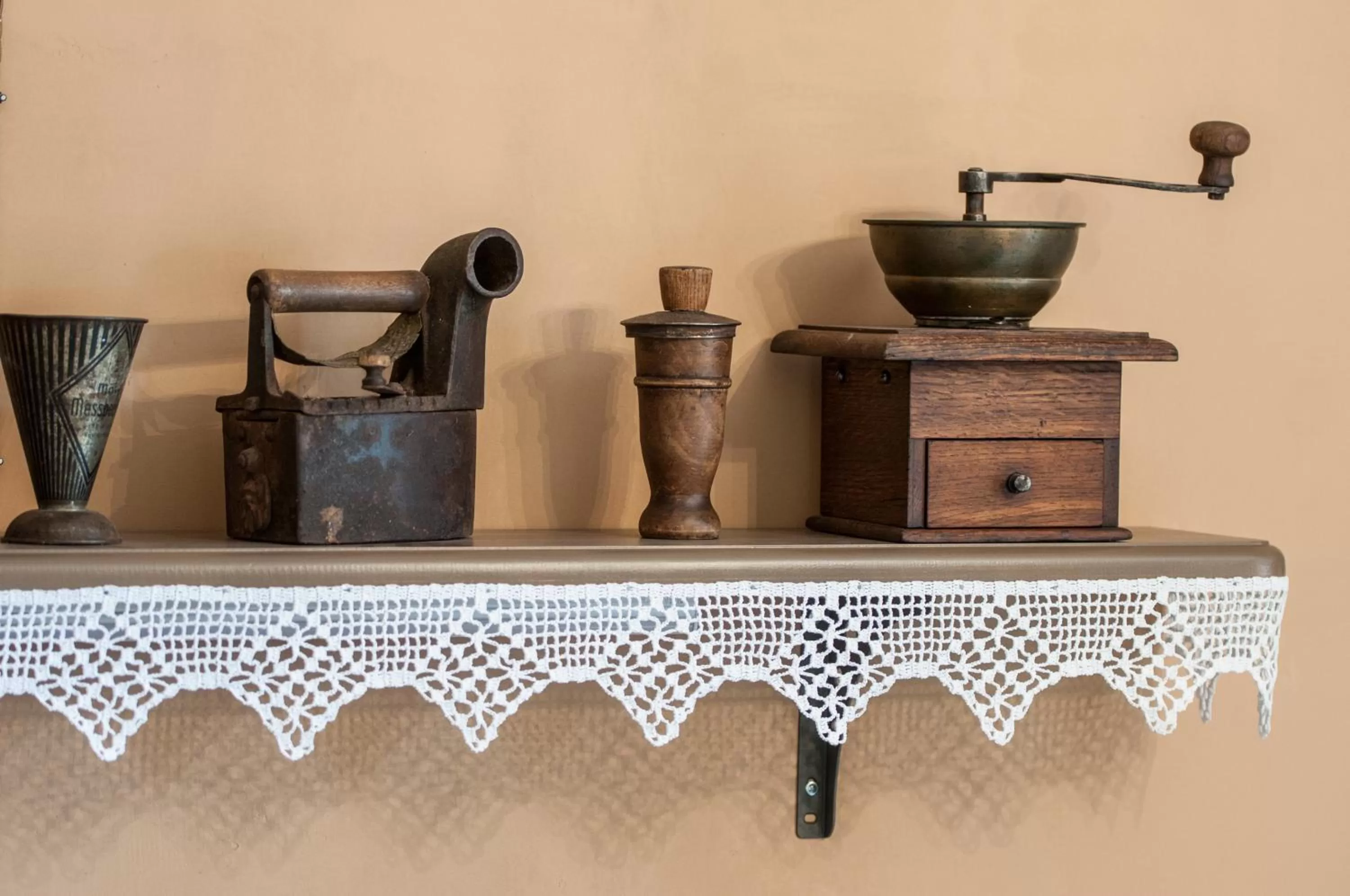 Decorative detail, Bathroom in Roberta Hercberga Apartamenti
