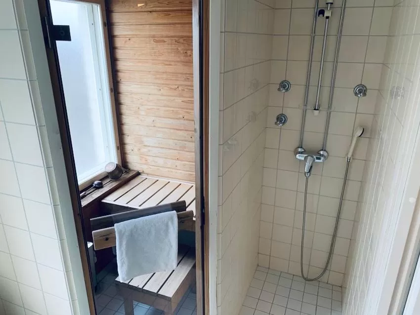 Sauna, Bathroom in Hotelli Uninen Kotka