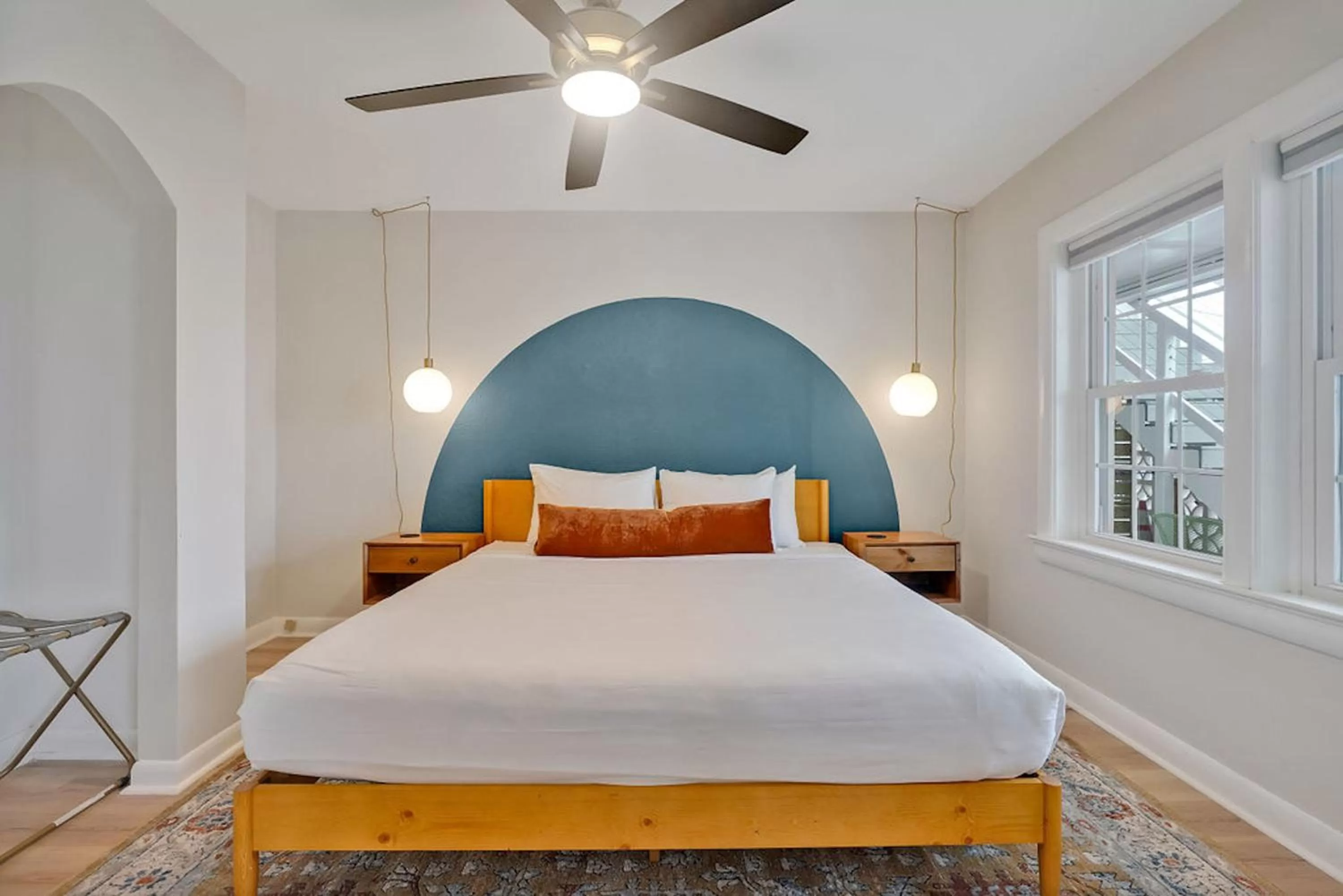 Bed in The Starlite Inn