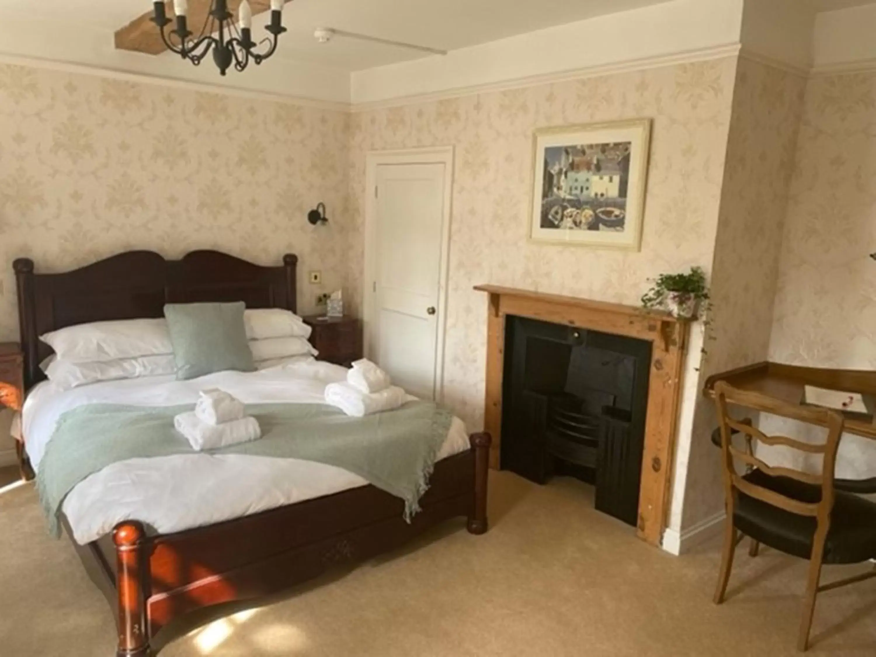 Double Room in Sherbourne House Double Room in Sherbourne House