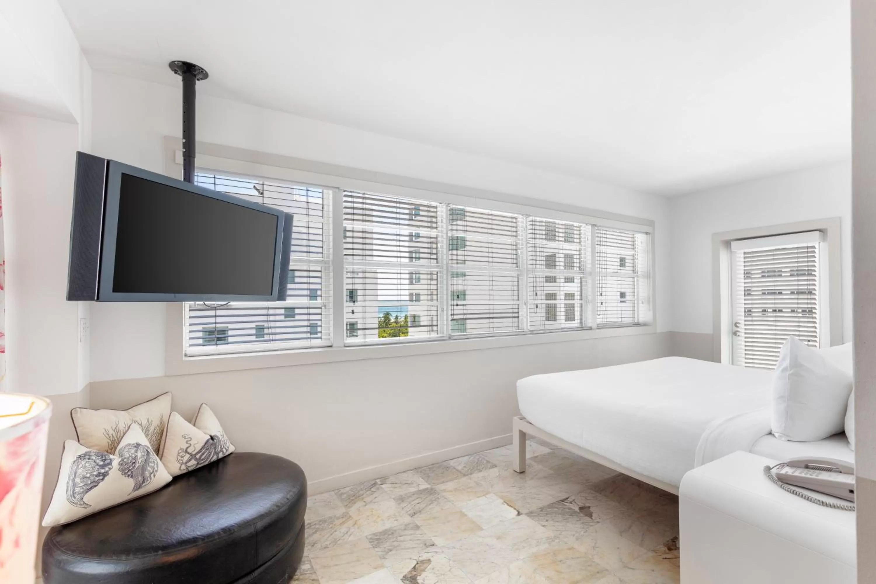 Seating Area in Townhouse by Luxurban