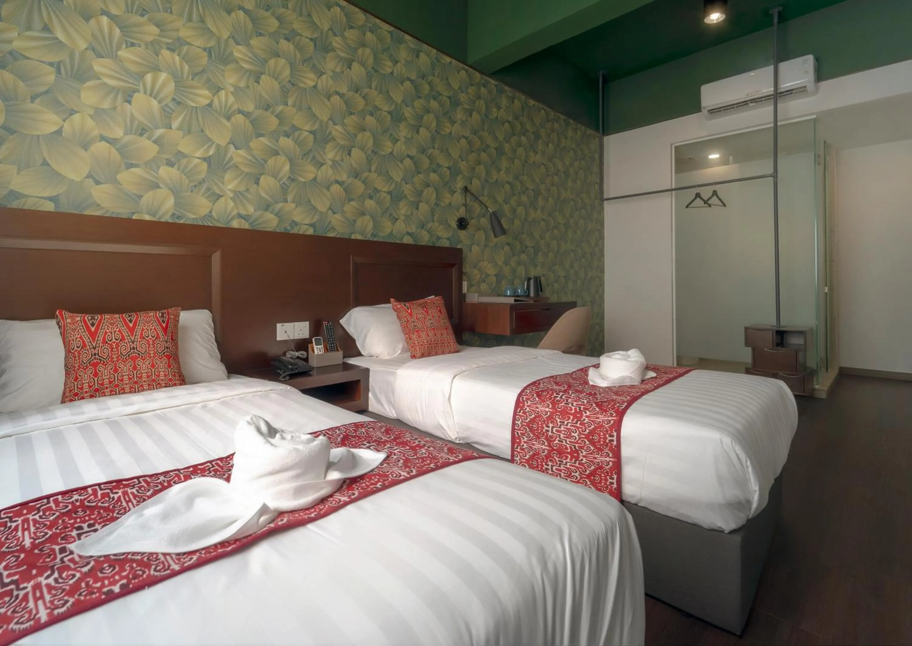 Photo of the whole room, Bed in East Riverine Boutique Hotel