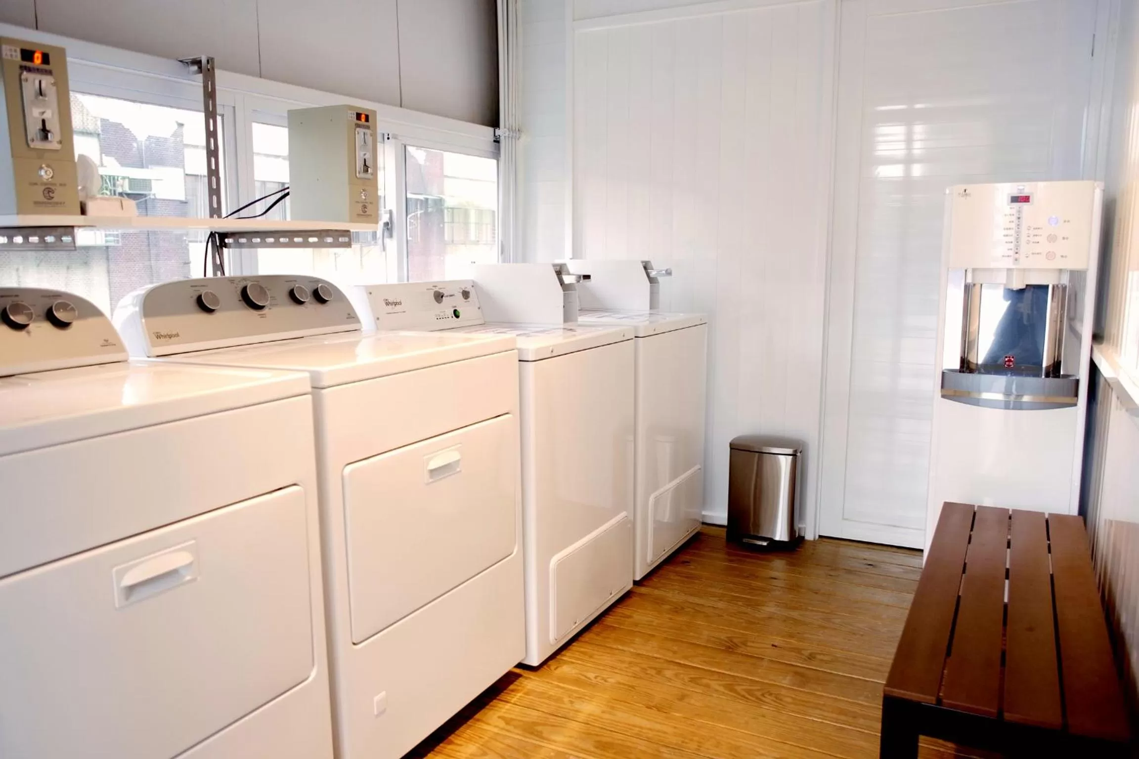 Area and facilities in Poshpacker Hotel