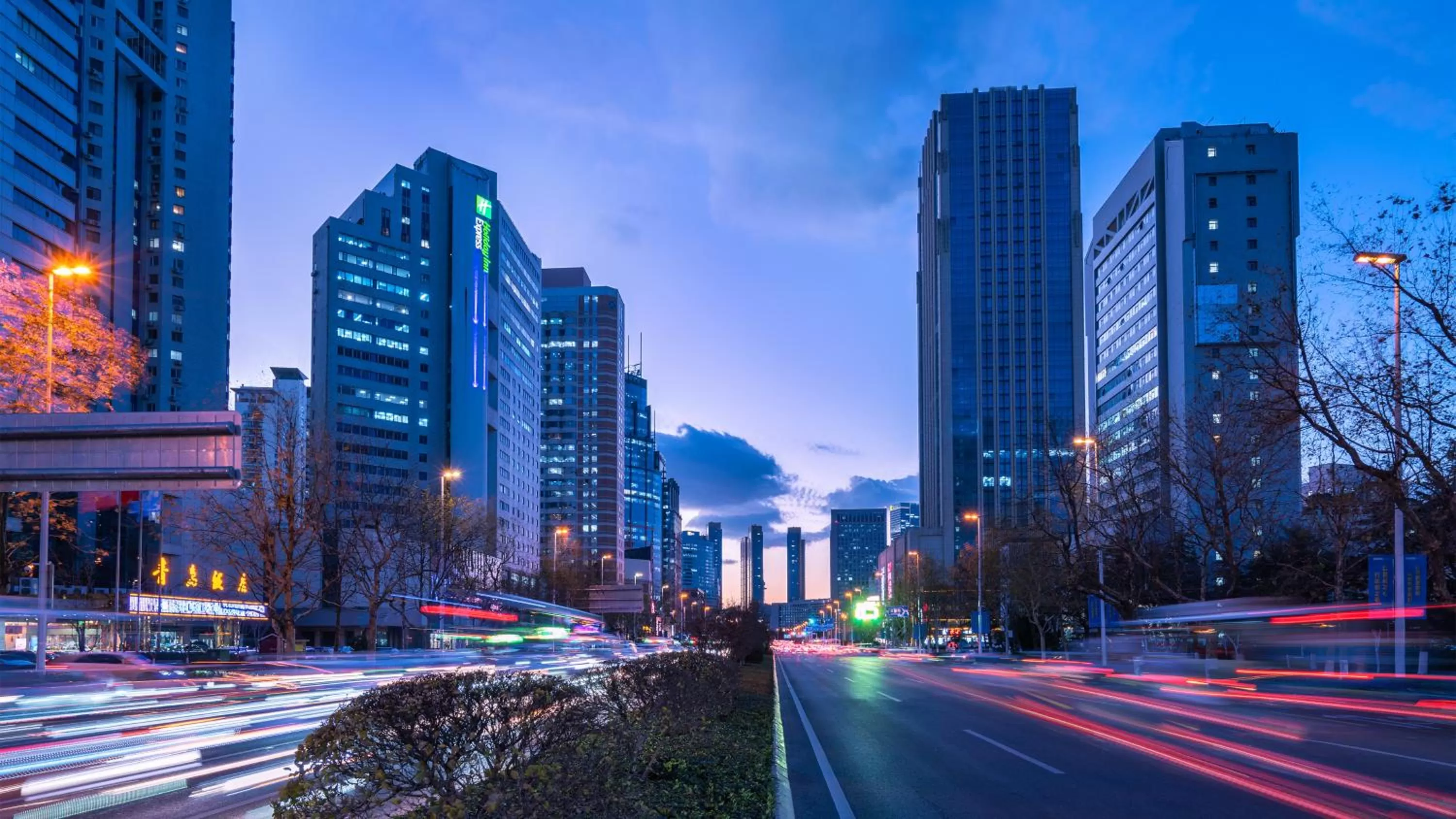 Property building in Holiday Inn Express Qingdao City Center by IHG