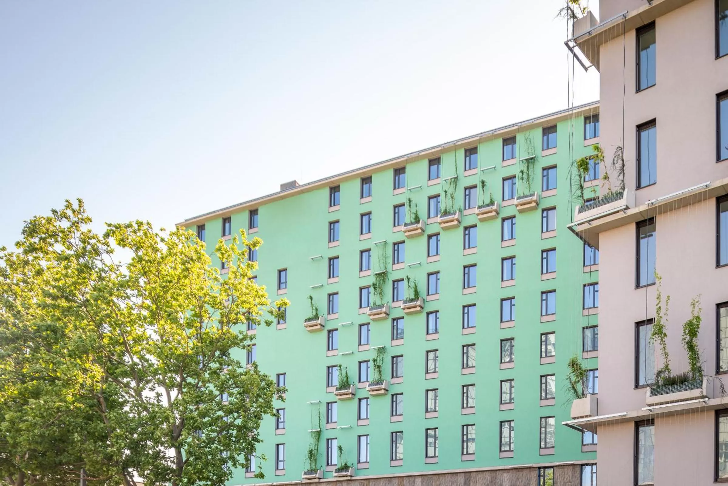 Facade/entrance in Campanile Vienna South