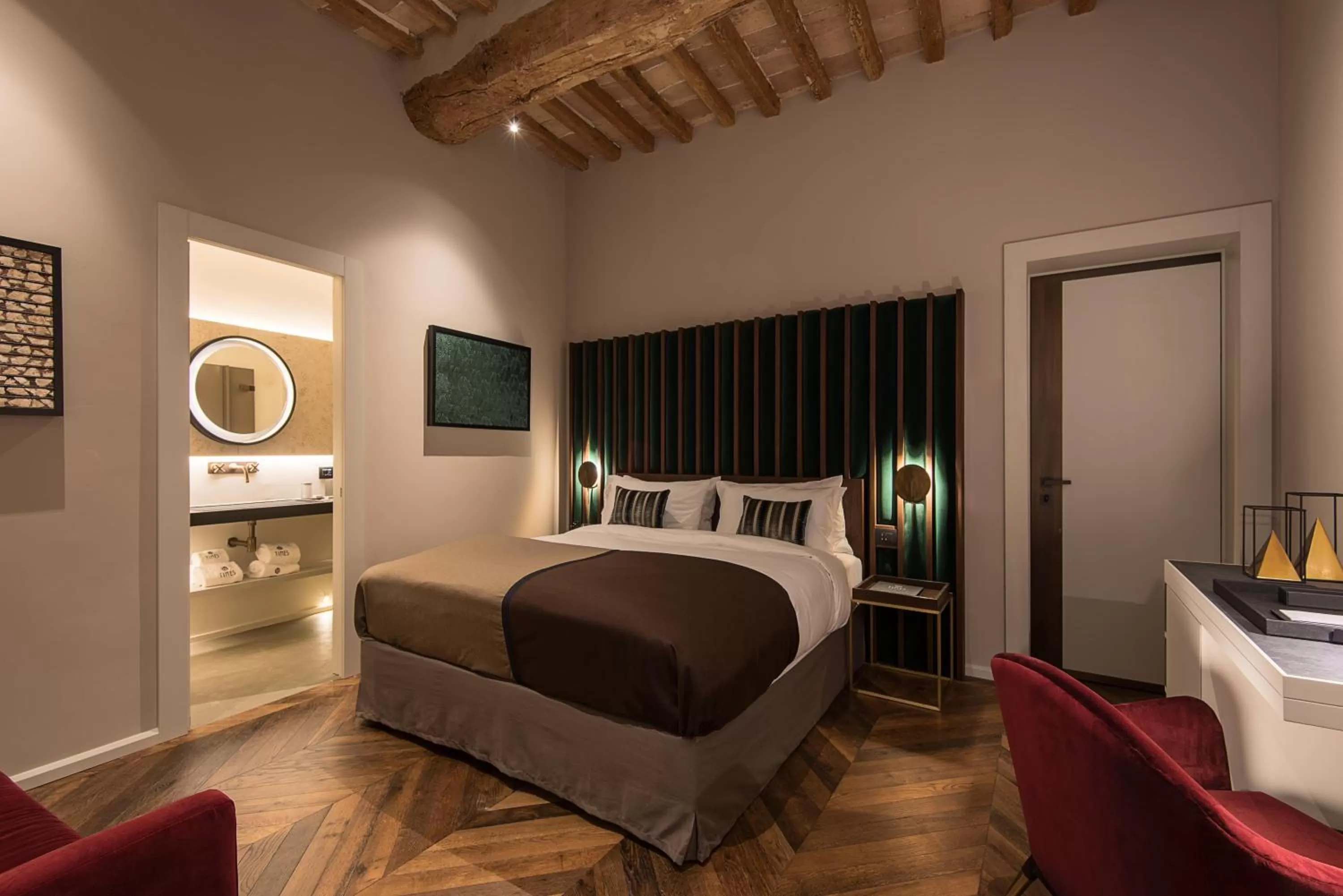 Photo of the whole room, Bed in Times Suites - Guesthouse