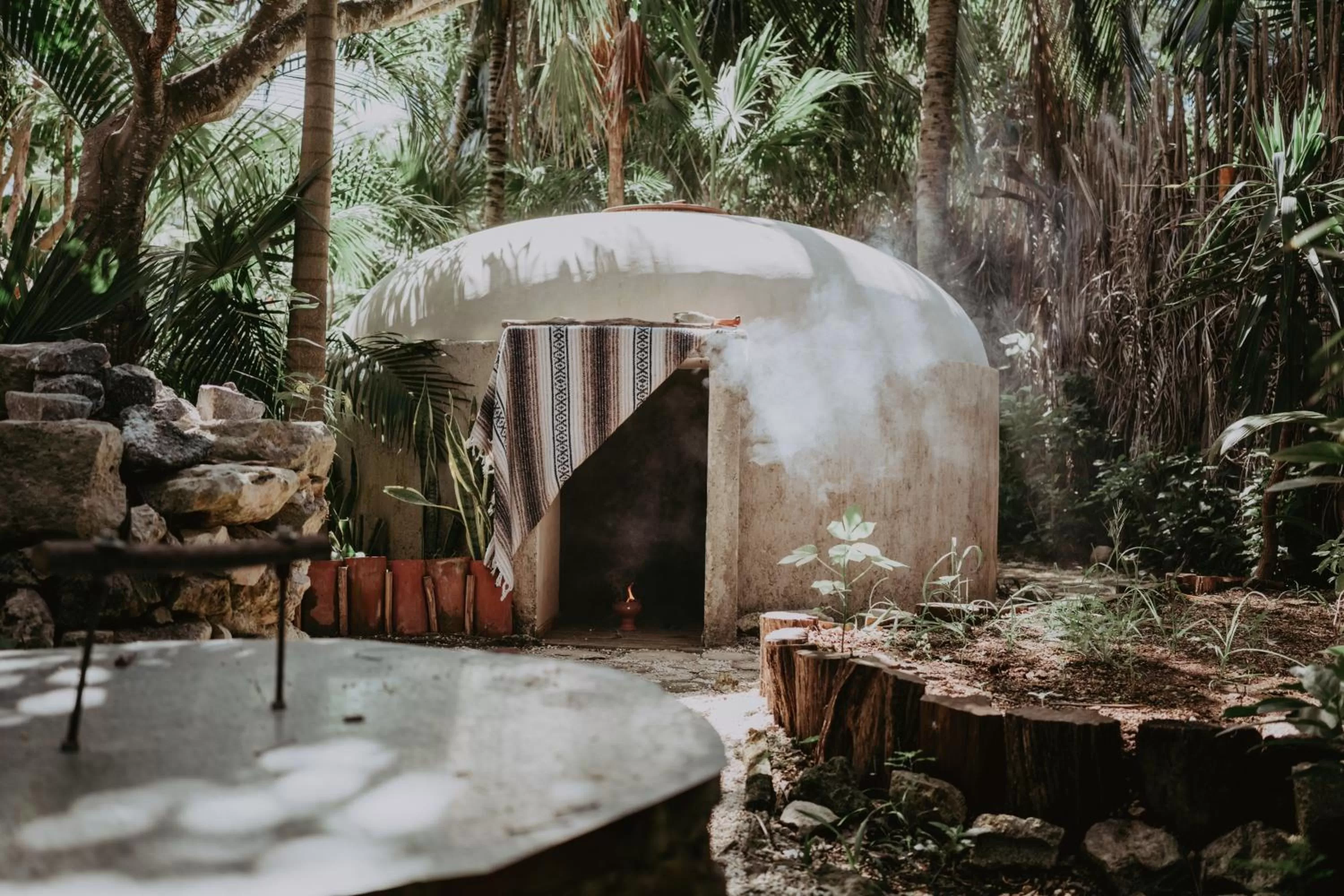 Entertainment in Petit Lafitte Beach Front Hotel & Bungalows