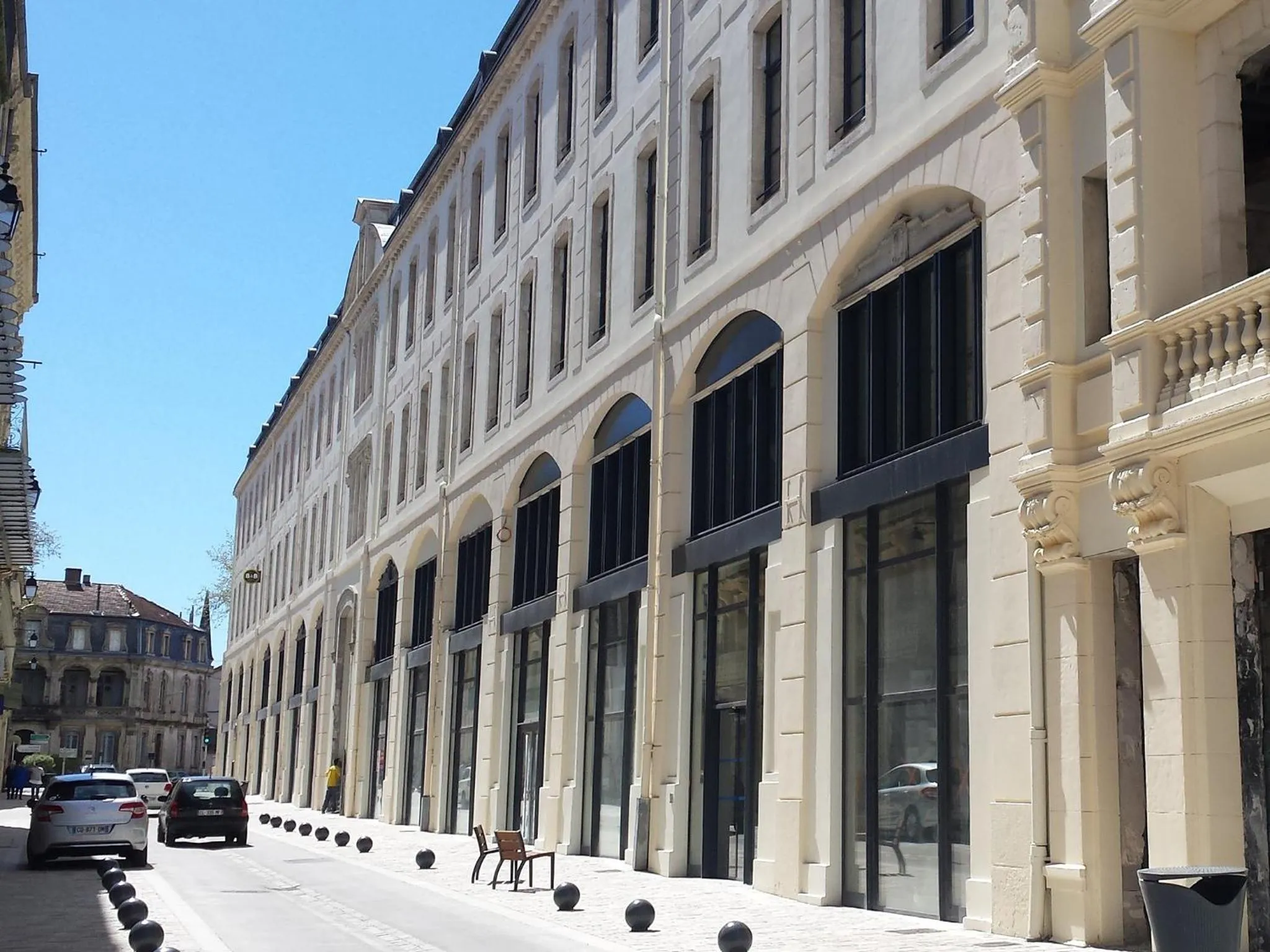 Property building in B&B HOTEL Castres Centre Gambetta