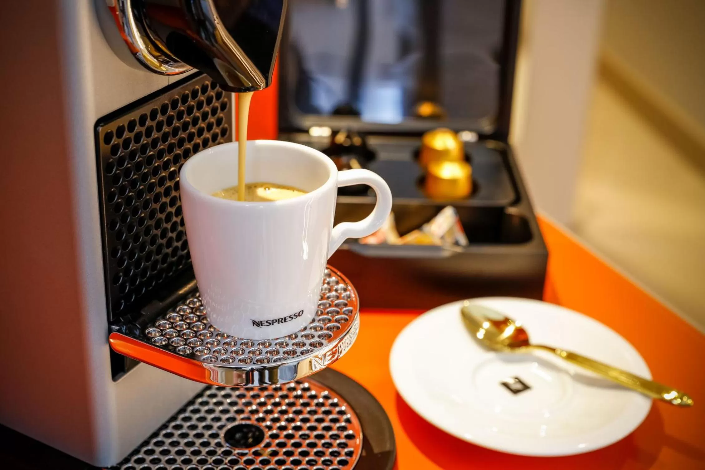 Coffee/tea facilities in Boutiquehotel Das Tyrol