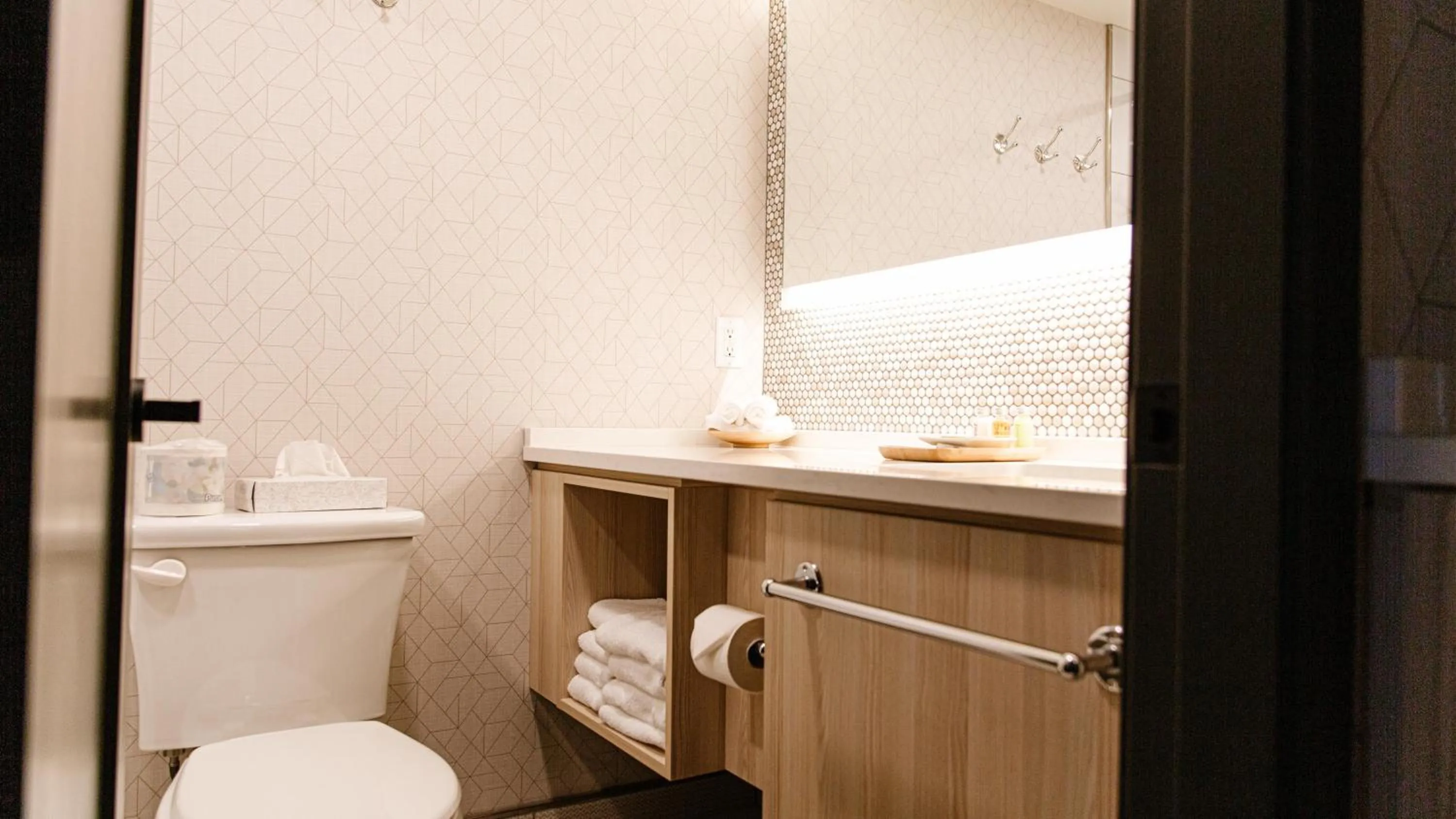 Toilet in Mountaineer Lodge