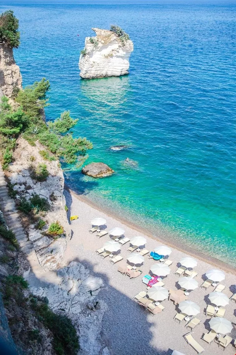 Beach in D'Aleammare - Rooms