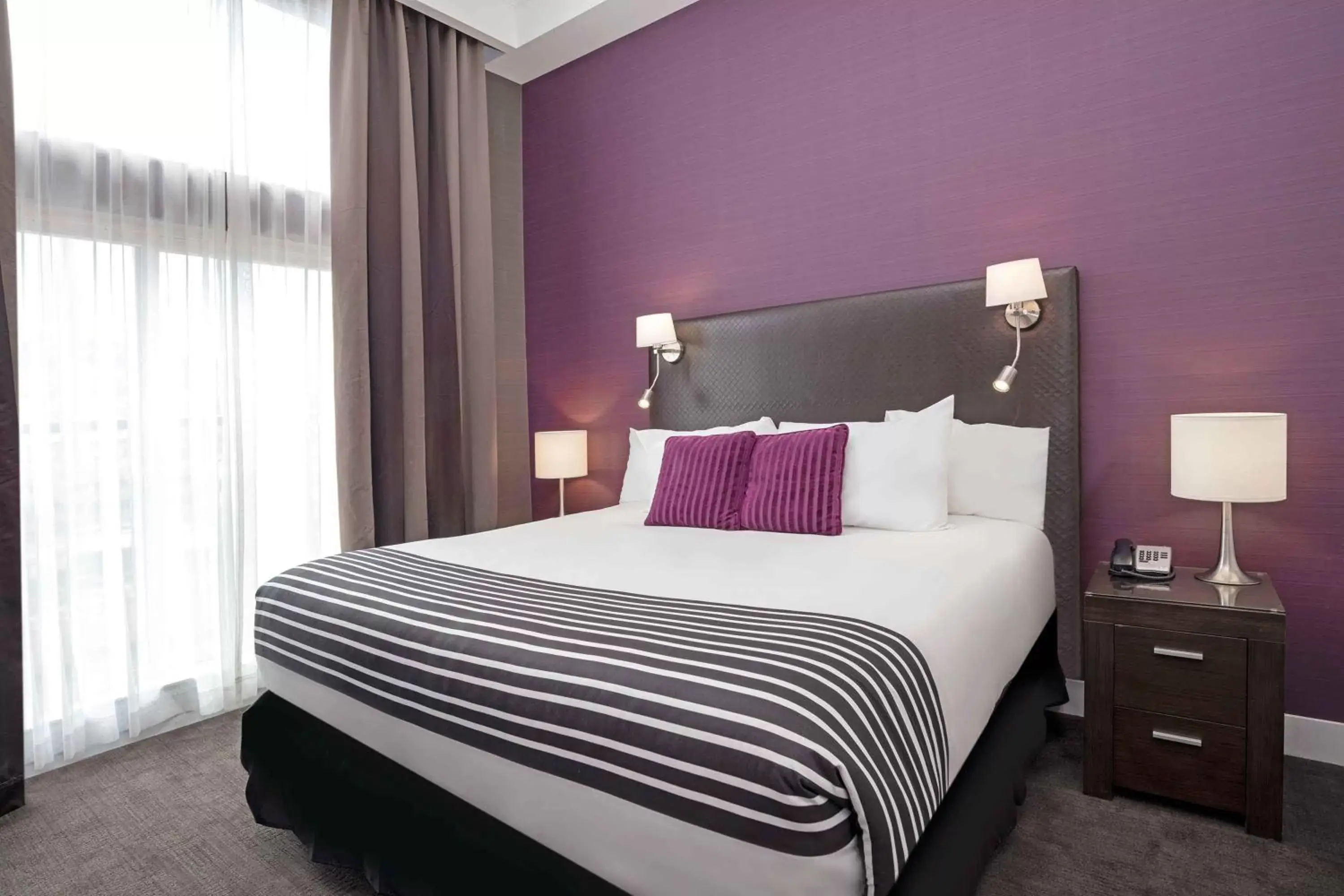 Jacuzzi Suite, 1 King Bed, City View in Sandman Signature Kamloops Hotel Jacuzzi Suite, 1 King Bed, City View in Sandman Signature Kamloops Hotel