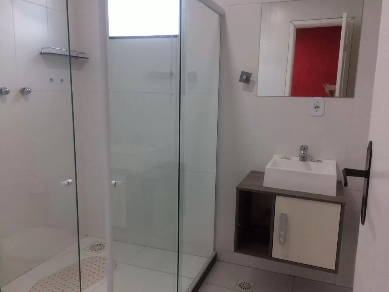 Bathroom in Trevo De Arraial pousada em cabo frio