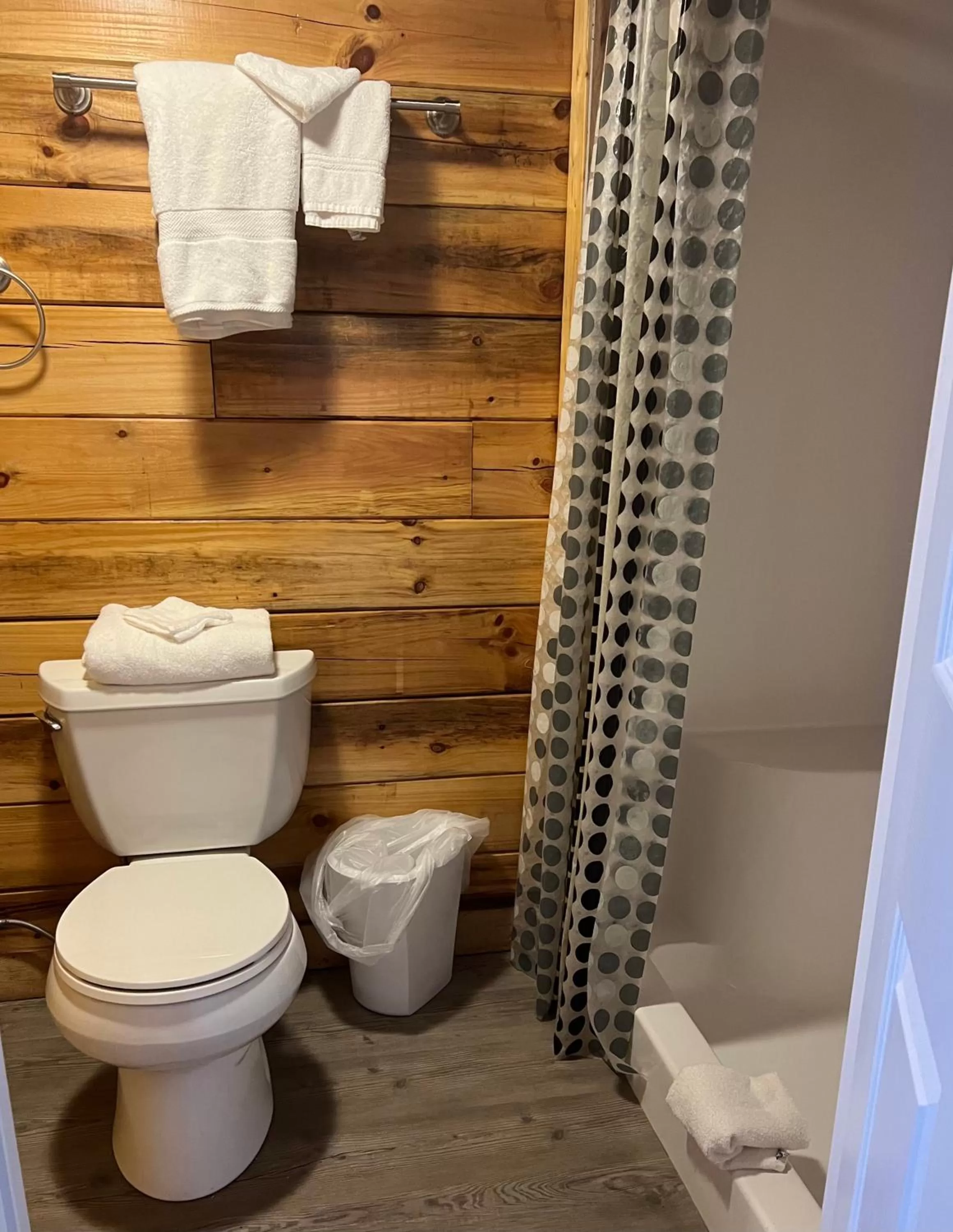 Shower in Kozy Haven Log Cabin Rentals