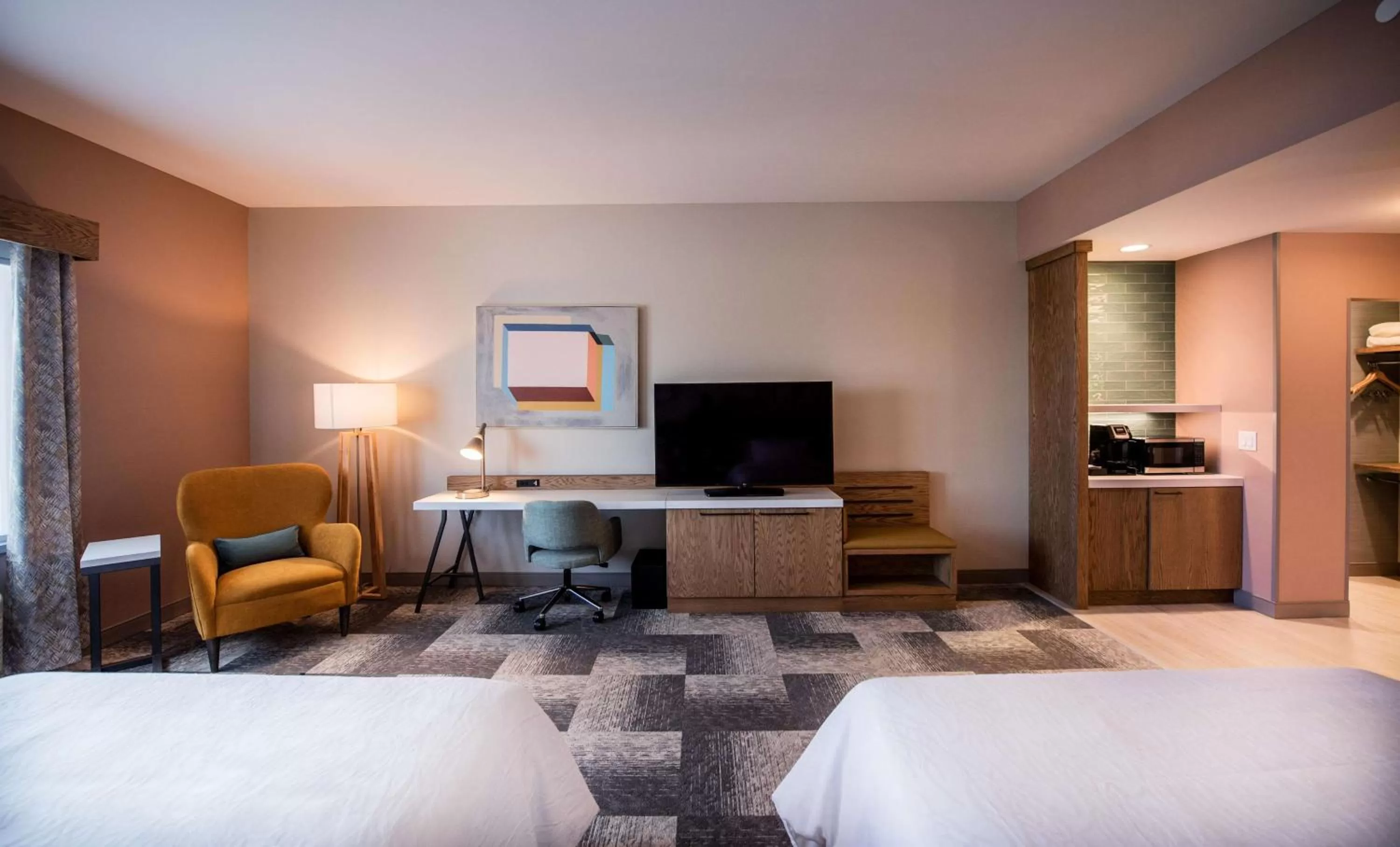 Bedroom, Bed in Hilton Garden Inn Moncton Downtown, Nb