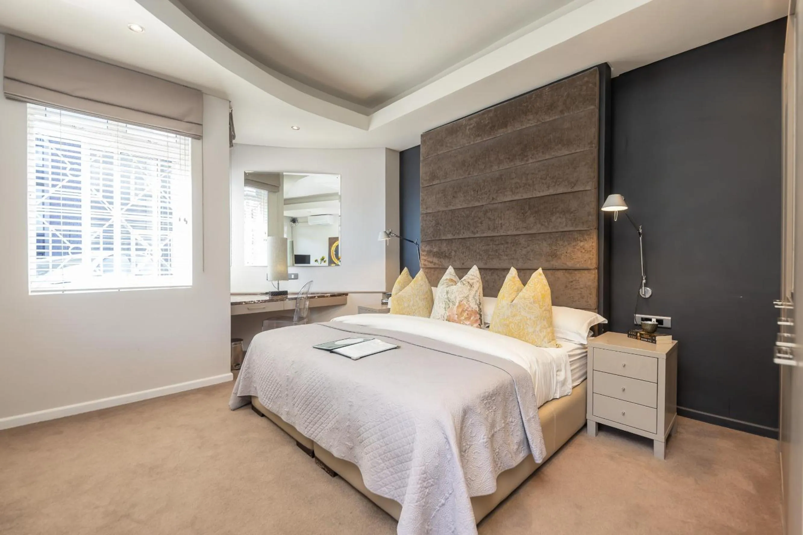 Bed in O on Kloof Boutique Hotel & Spa