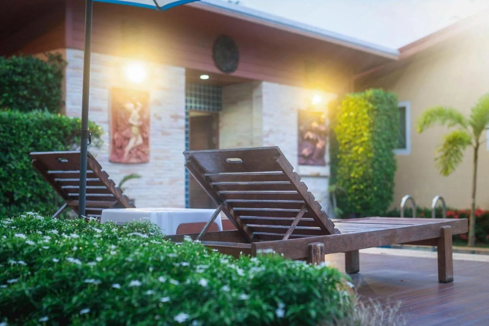 Swimming pool in Siray Green Resort