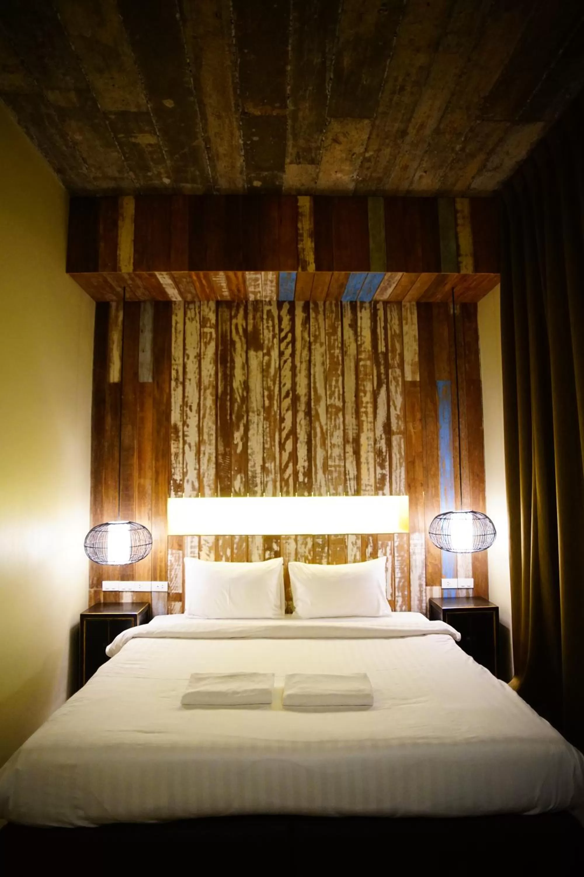 Bedroom, Bed in Villa Bangkok