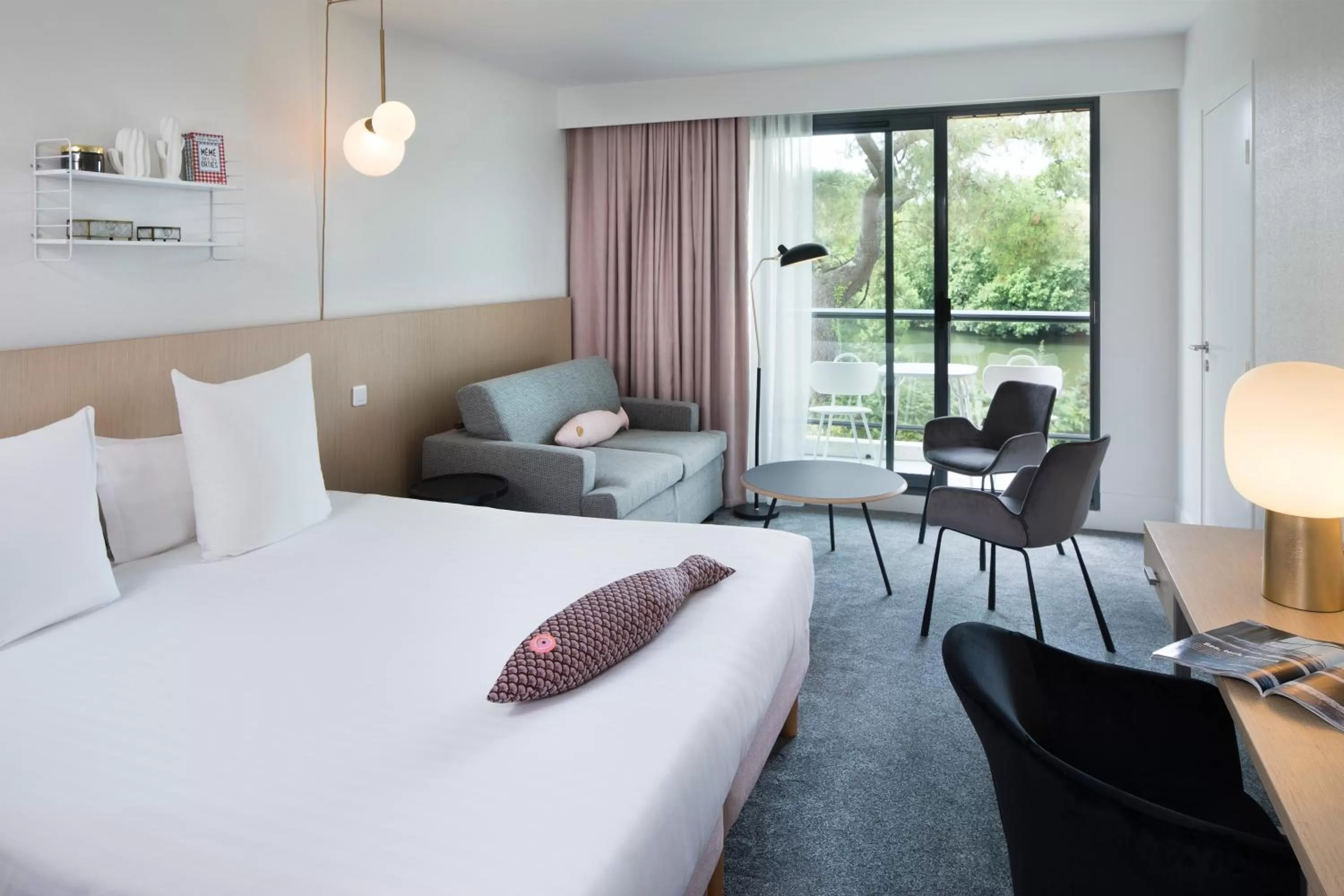 Bedroom, Bed in Best Western Plus Hotel les Rives du Ter