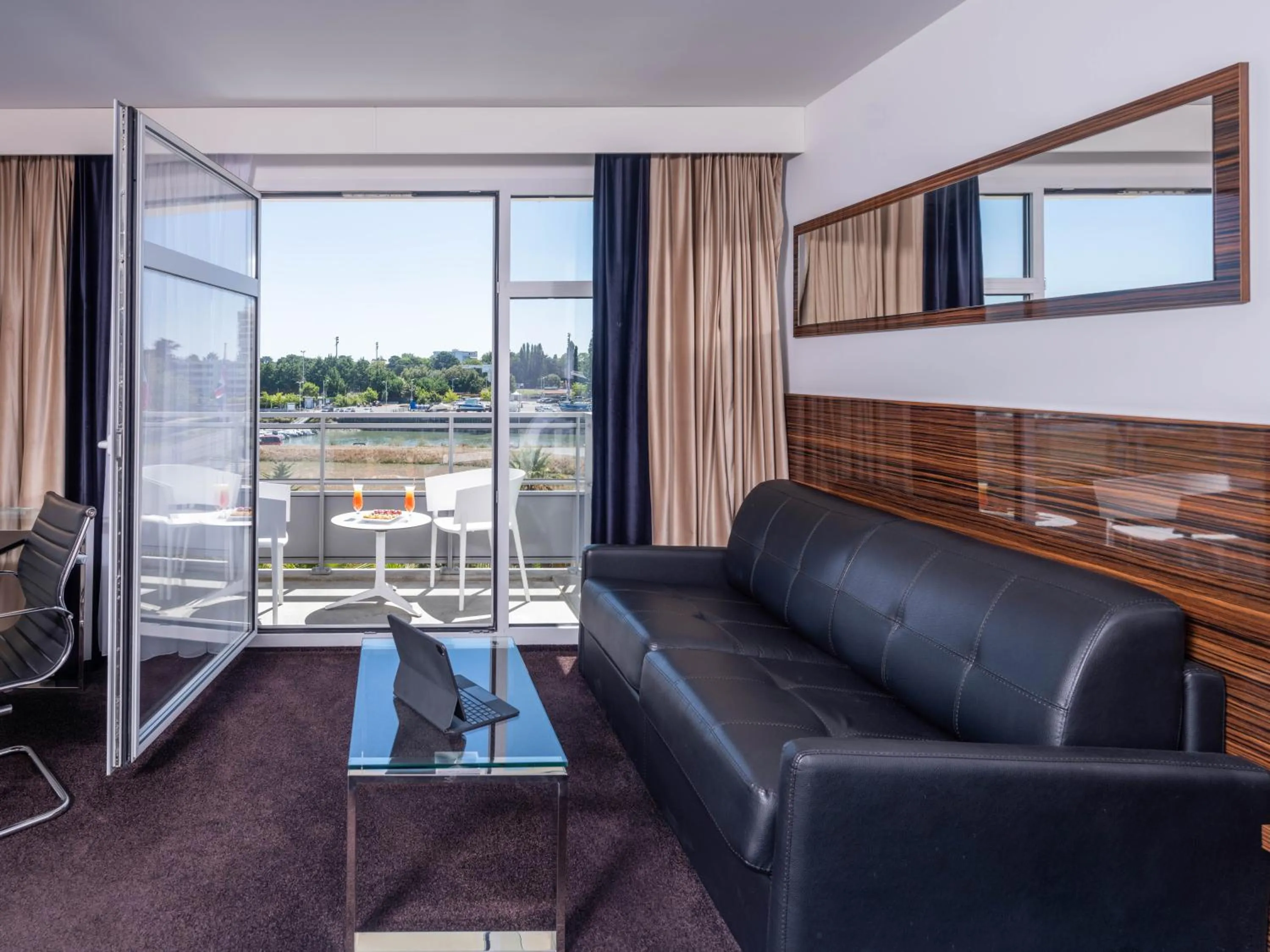 Living room in Westotel Le Pouliguen