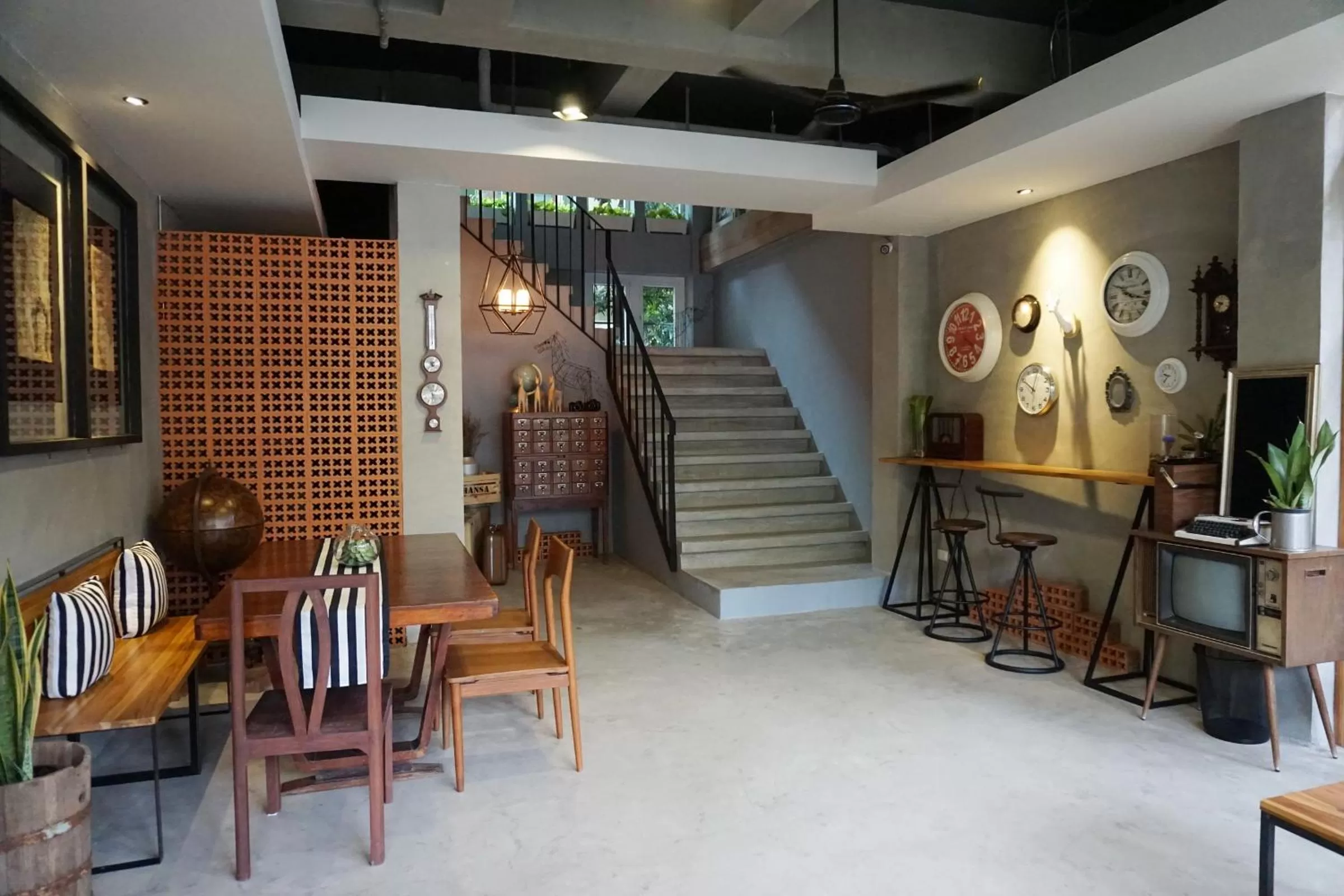 Lobby or reception in Hansa Bangkok House