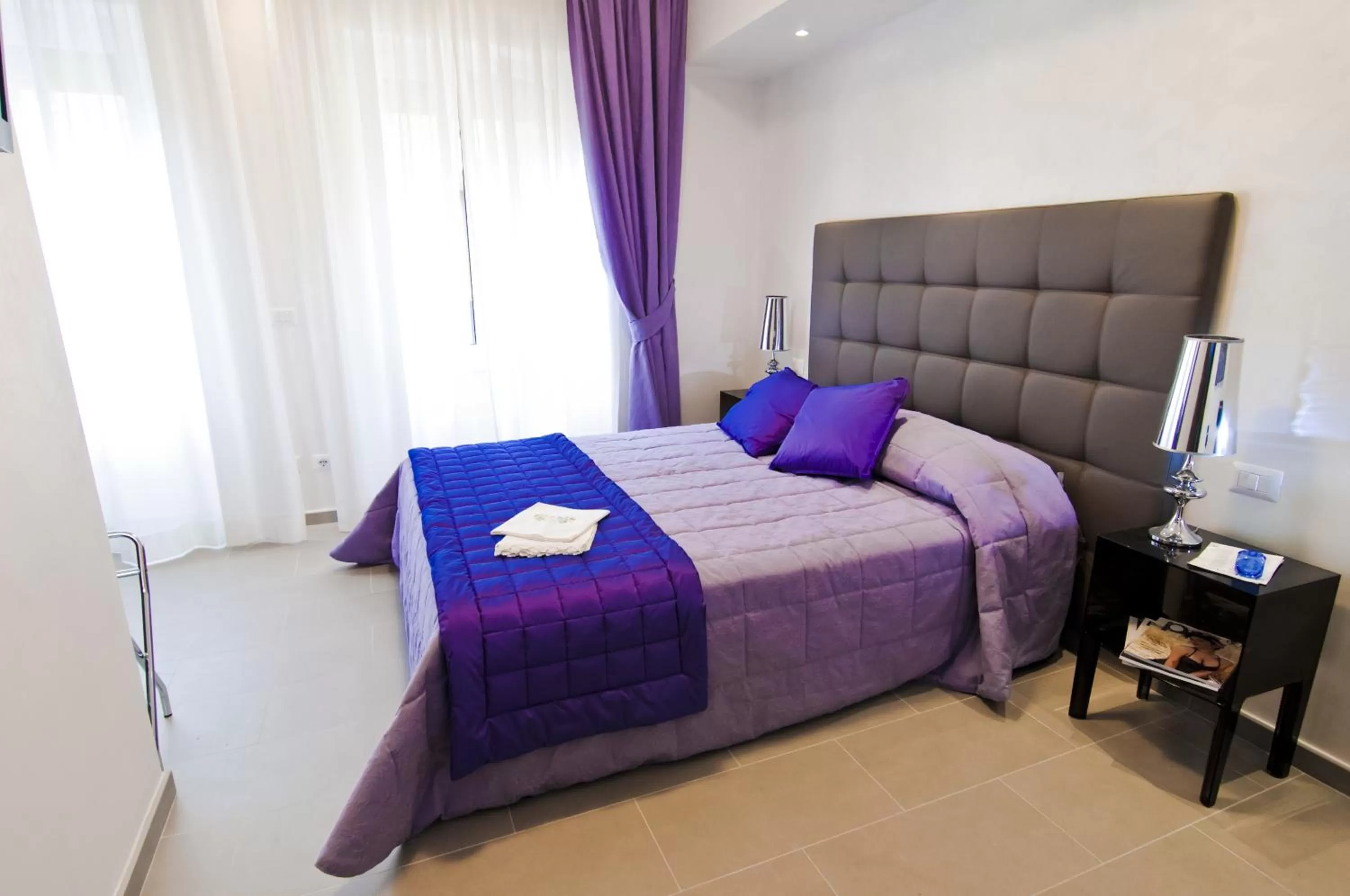 Photo of the whole room, Bed in Domus Fontis