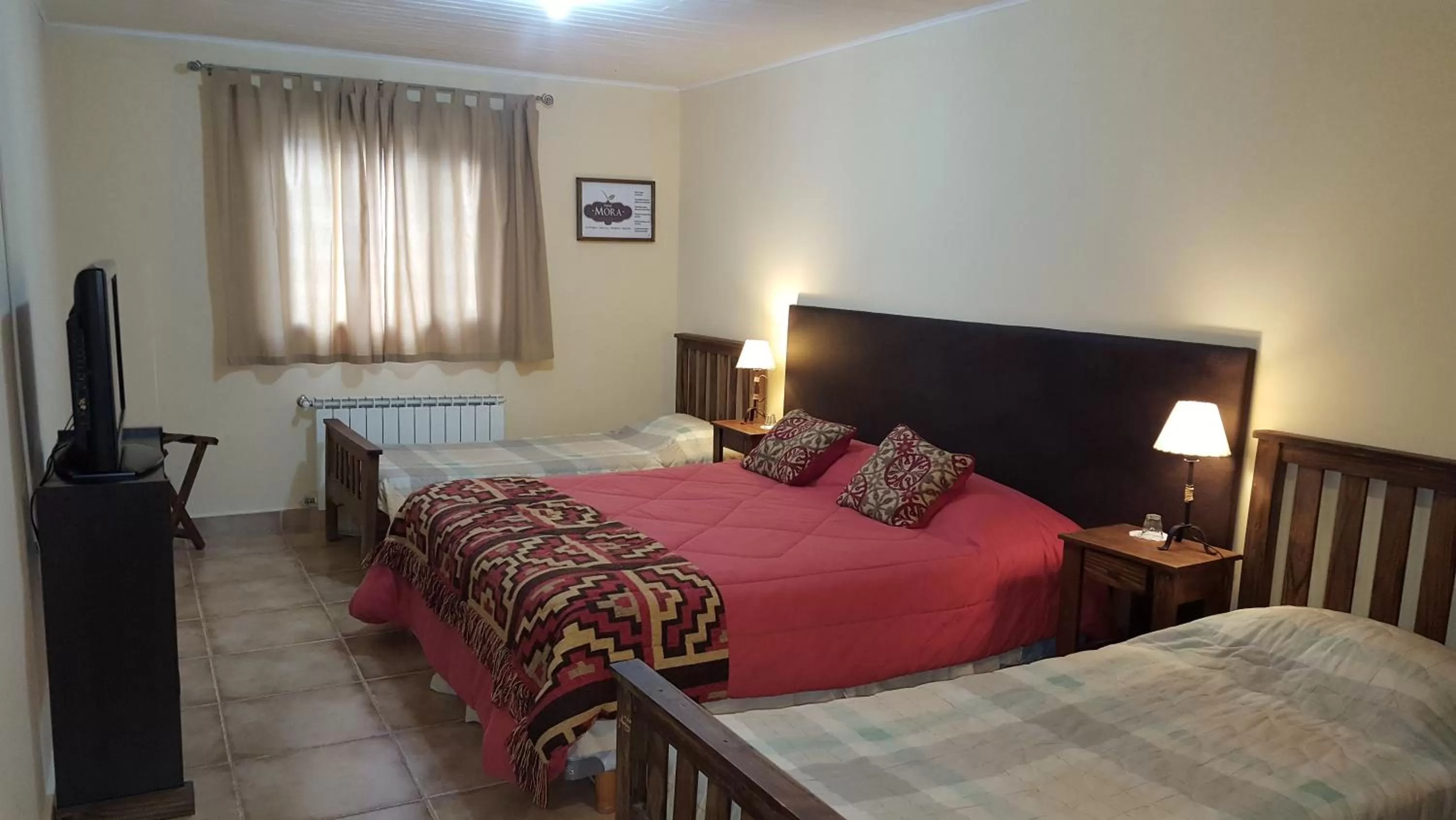 Photo of the whole room, Bed in Hotel Mora