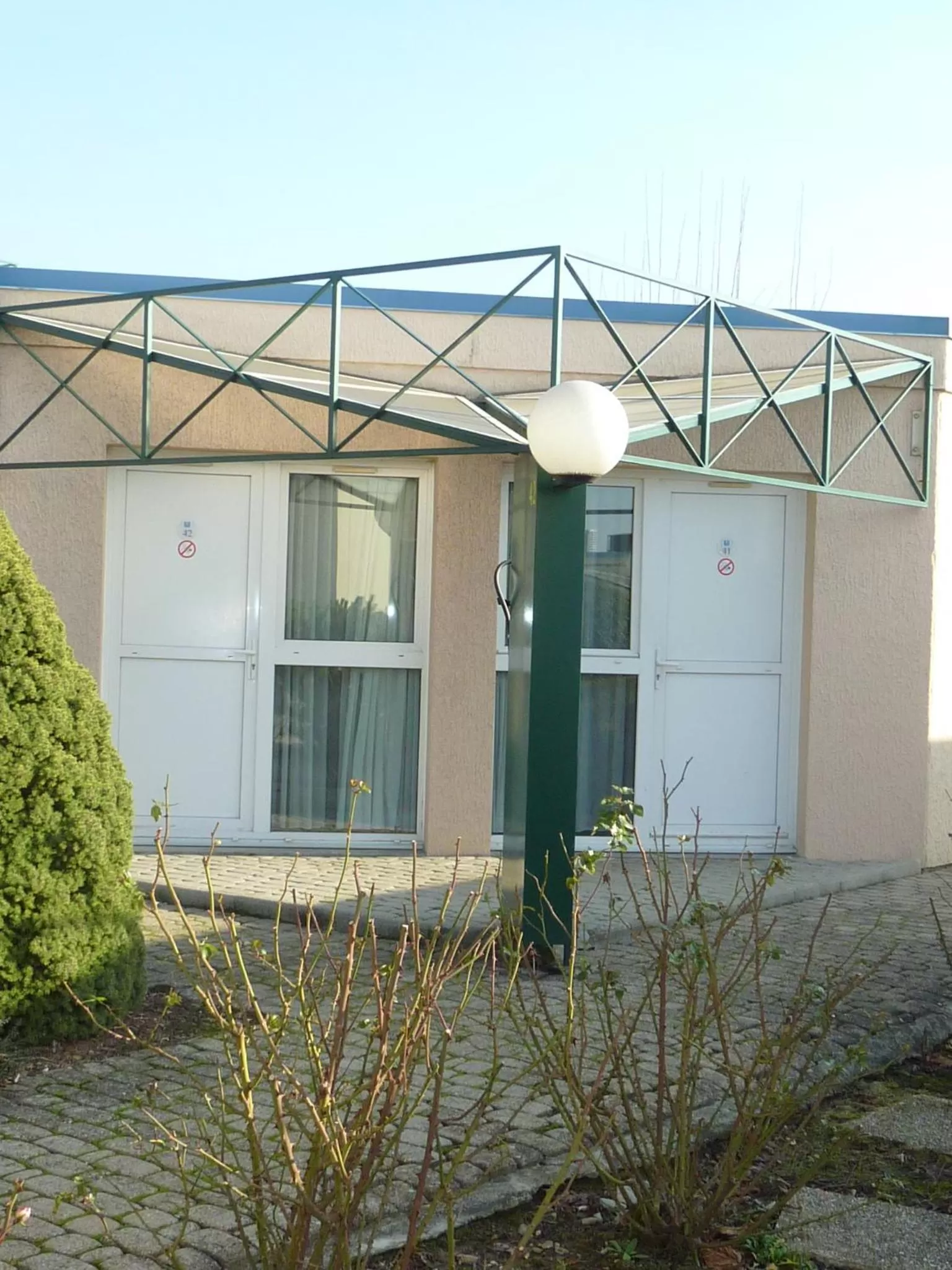 Facade/entrance in Kyriad Annemasse - Geneve