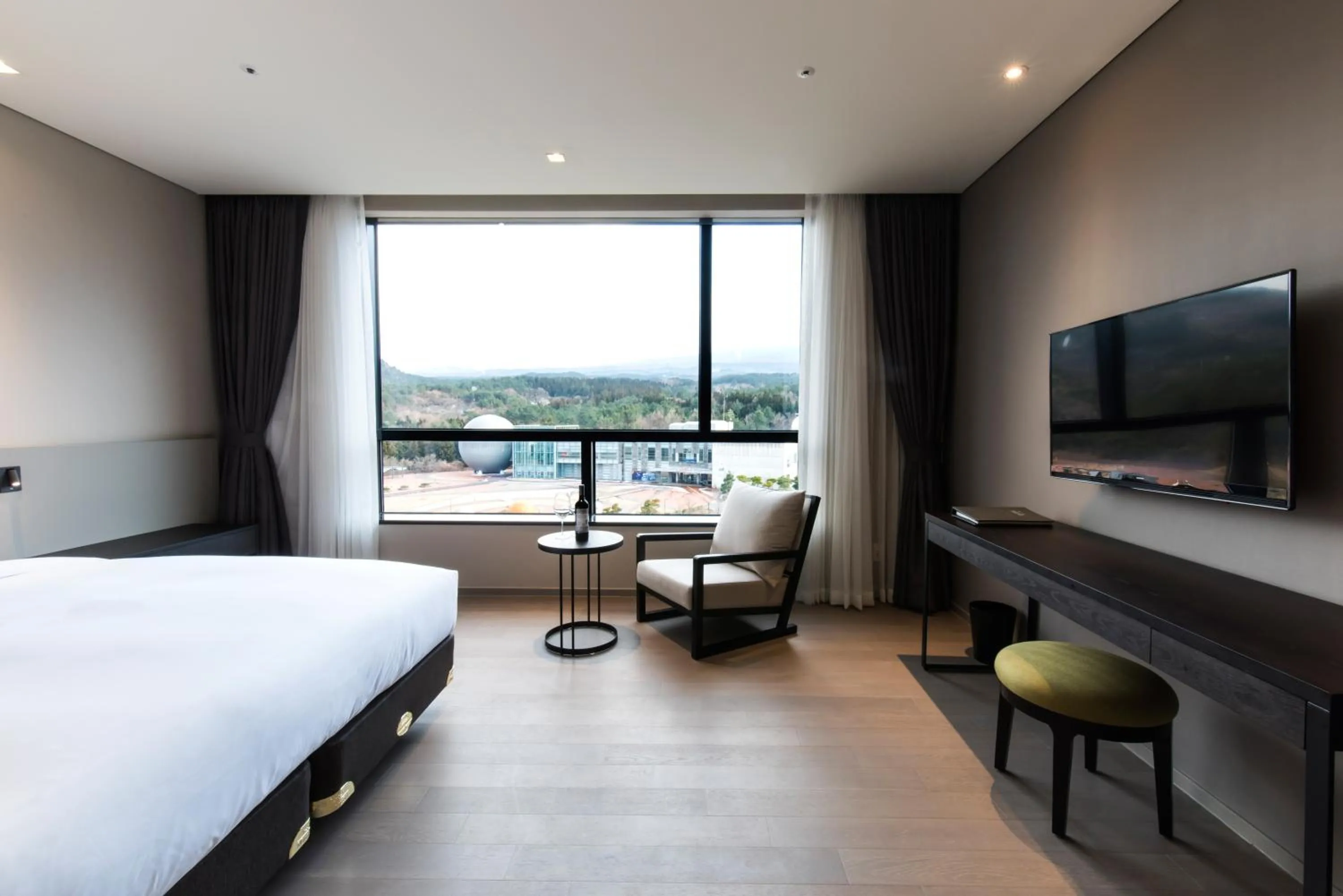 Bedroom, Bed in Hotel Nanta Jeju