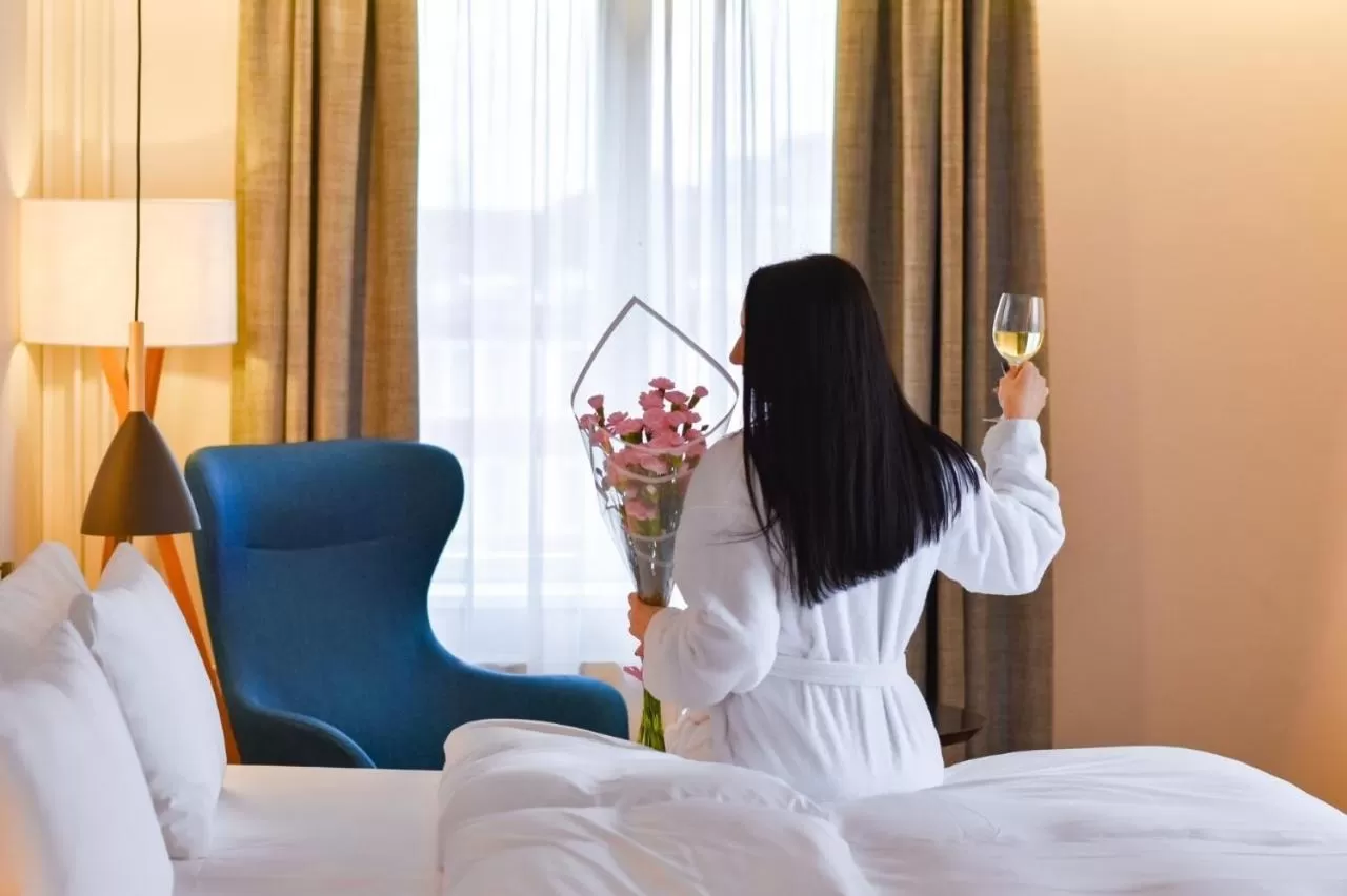 Bed in MERCURE KLAIPEDA CITY HOTEL, Meetings, Events, Restaurant & Bar - Accor Group, Pet Stay FREE