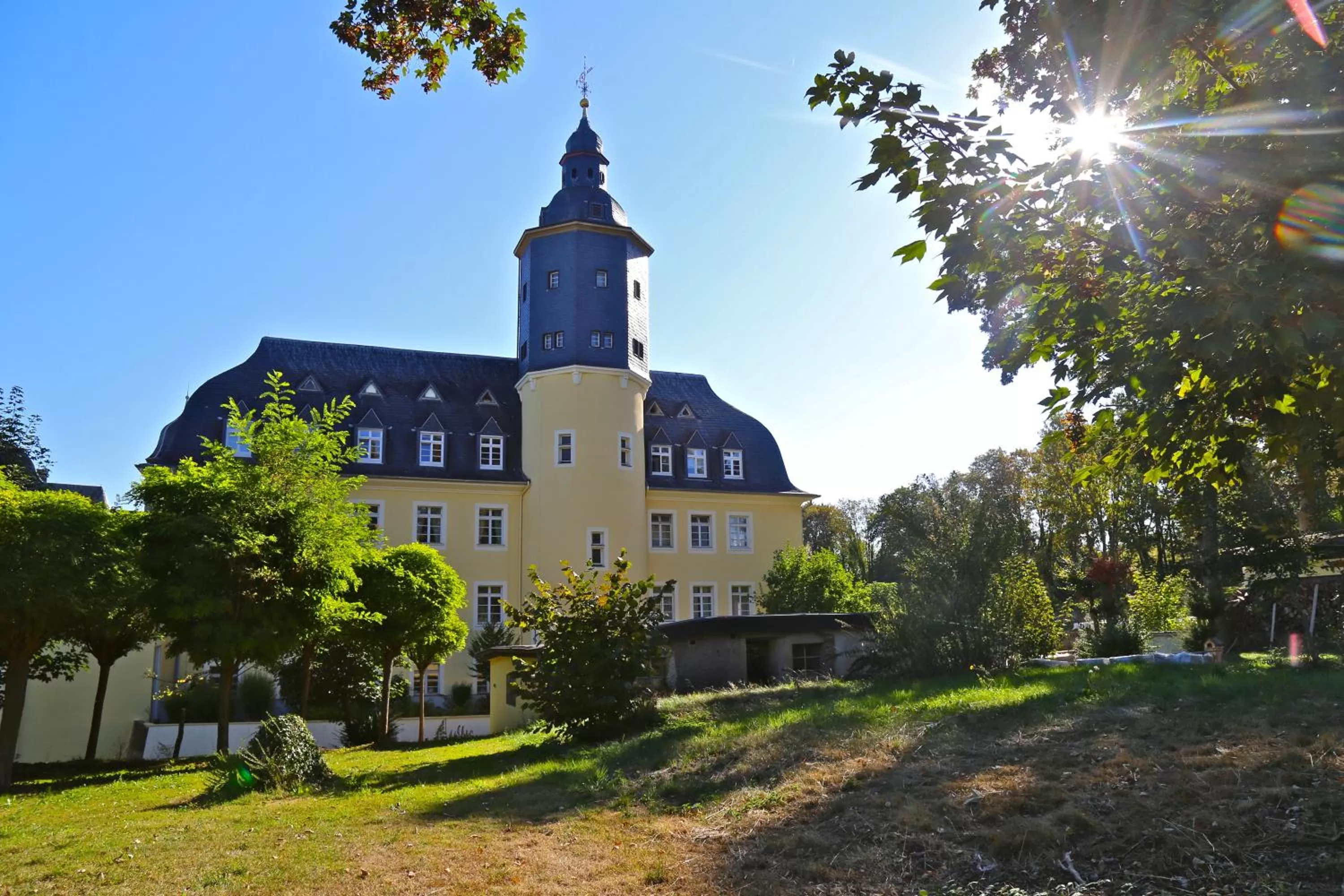 Property building in Schlosshotel Domäne Walberberg