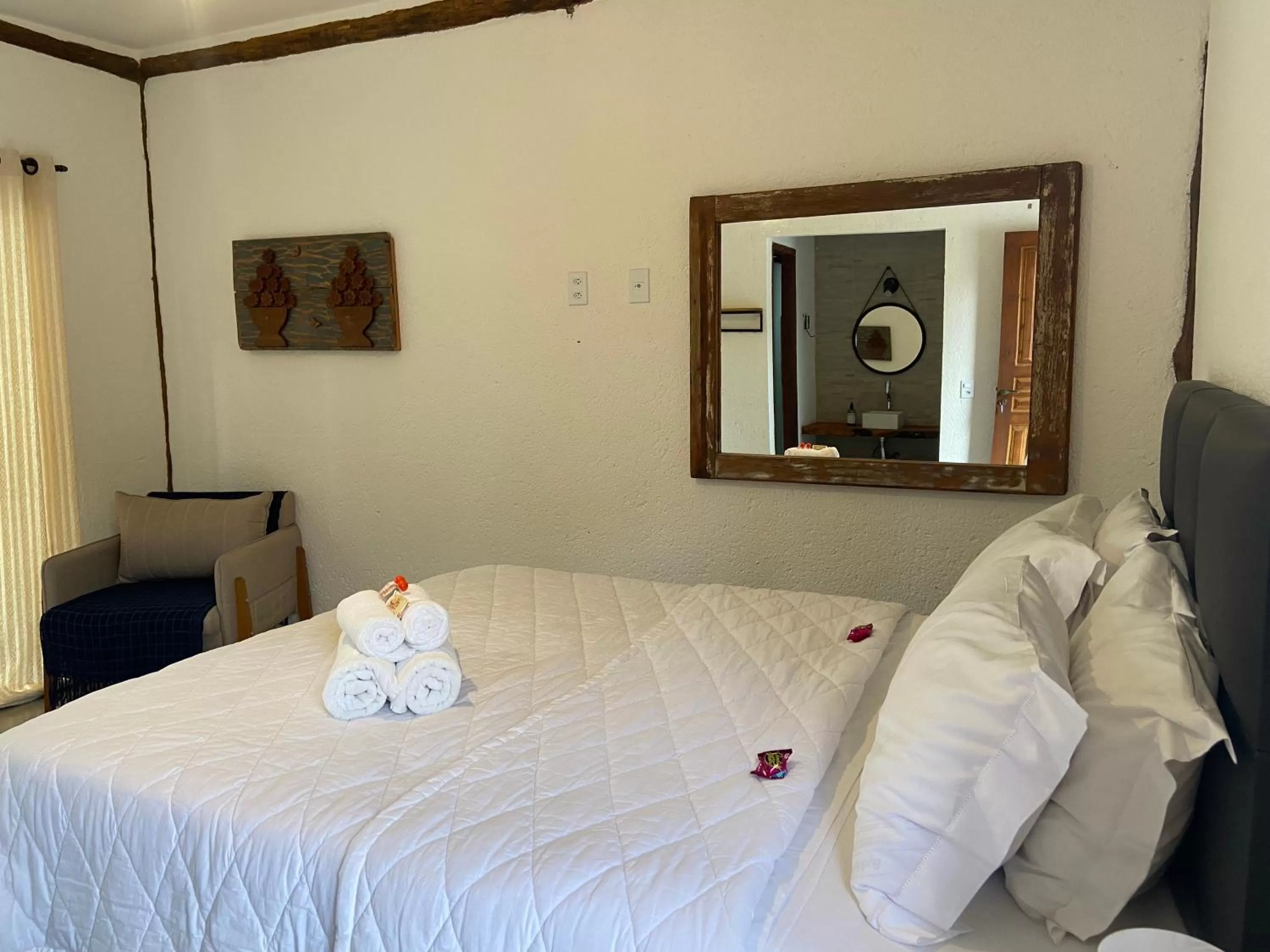 Bed in A Mi Manera Bistro, Pousada e Cervejaria Artesanal!