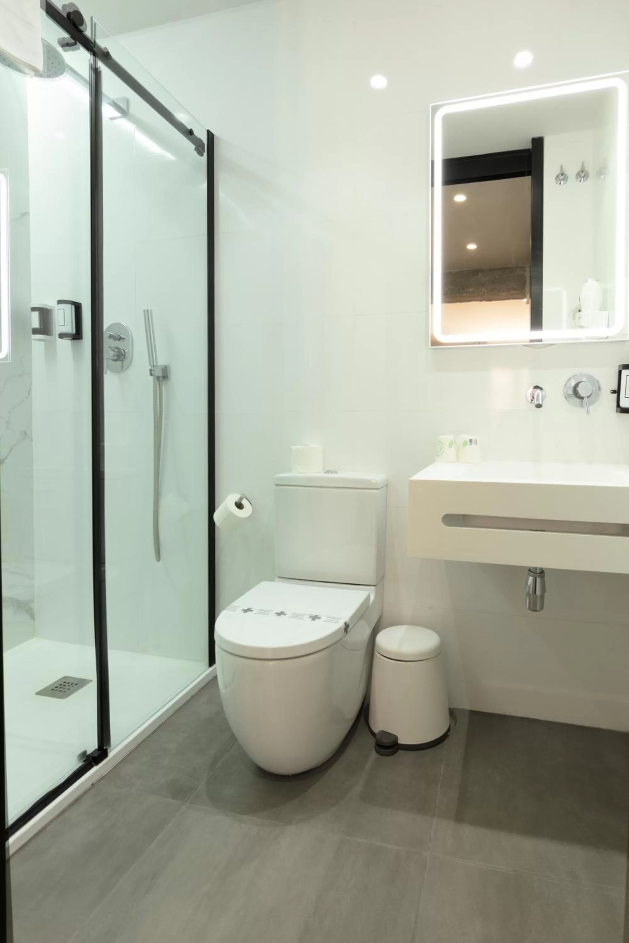 Shower in Hotel La Milagrosa