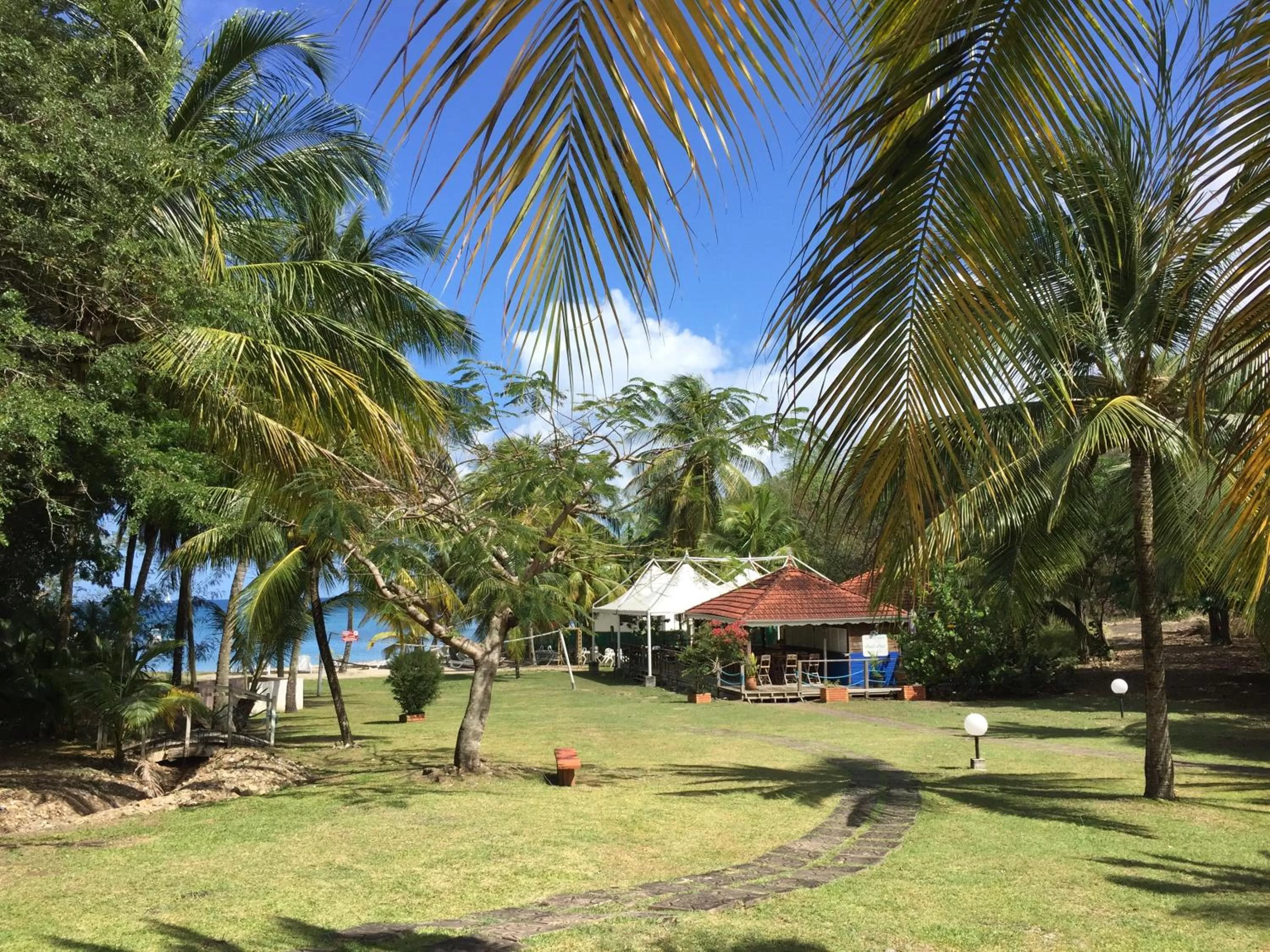 Restaurant/places to eat in Imperatrice Village - Résidence sur la plage