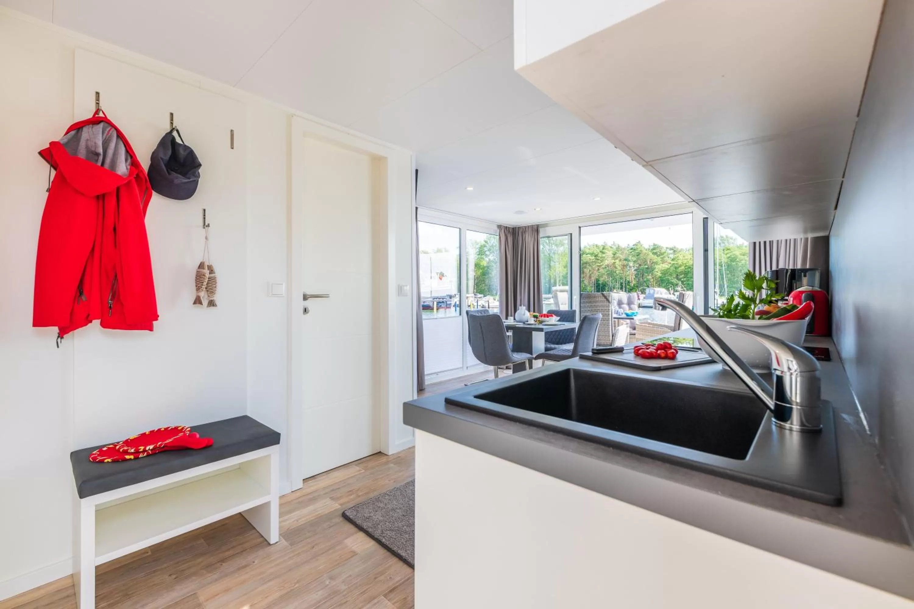 Kitchen or kitchenette in Marina Martinshafen