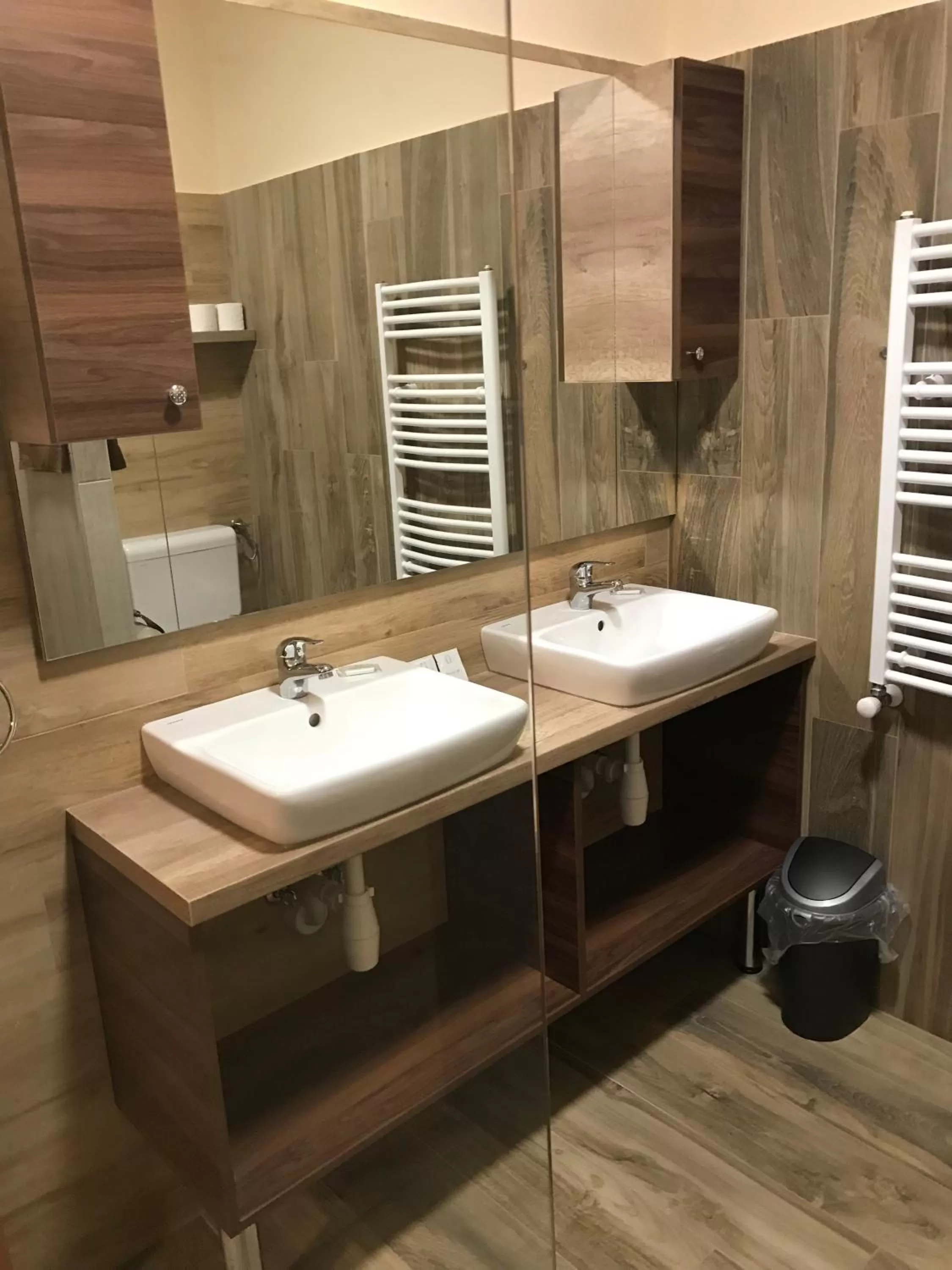 Bathroom in Royal Hotel