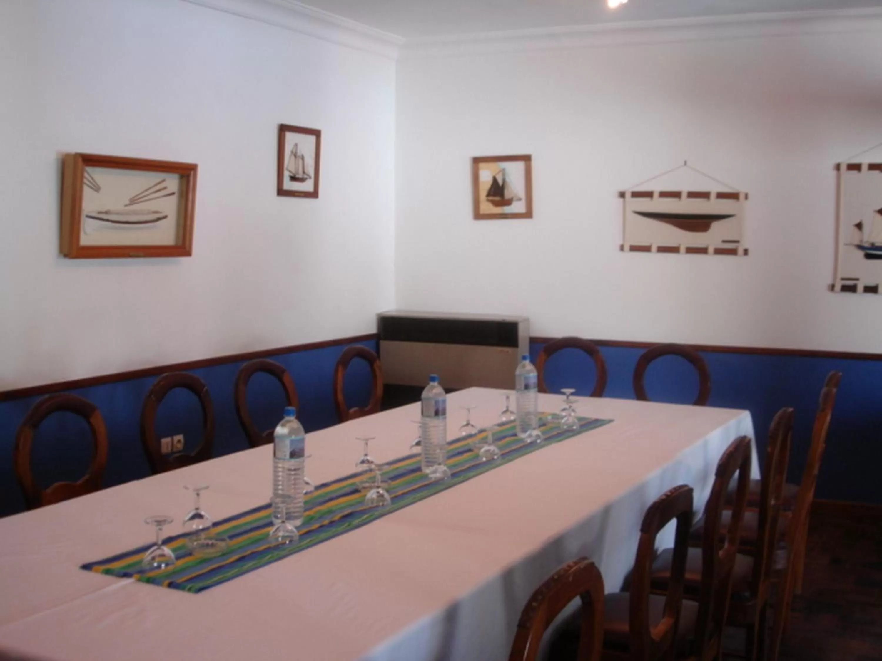 Business facilities in Hôtel Restaurant Coco Lodge Majunga