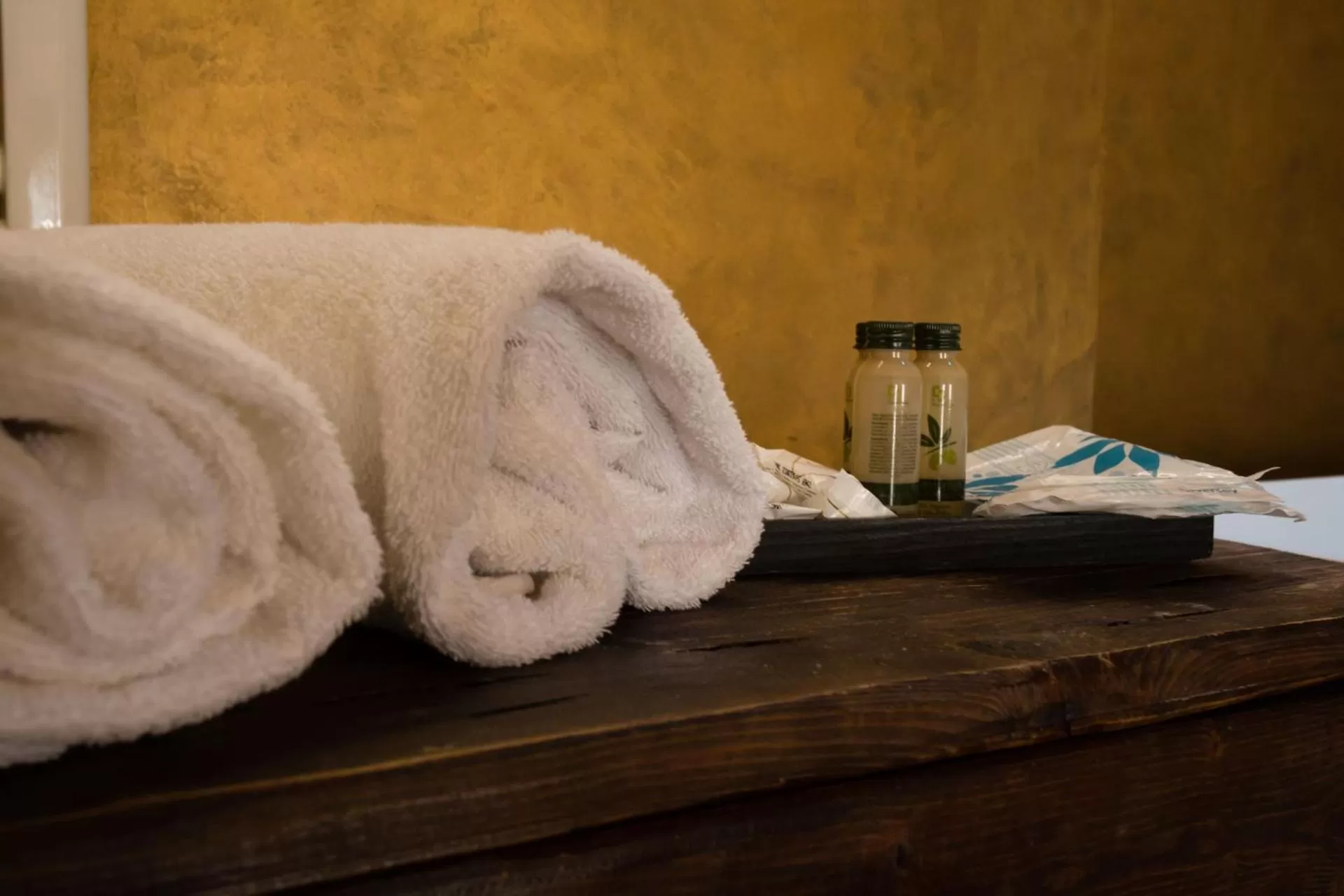 Decorative detail in Alessi Hotel Trattoria