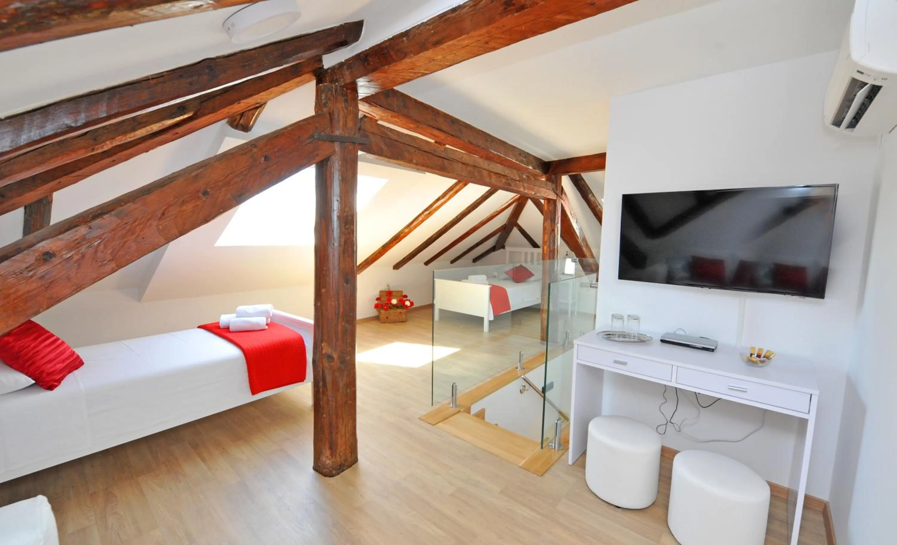 Bed in Luxury Rooms Nirvana