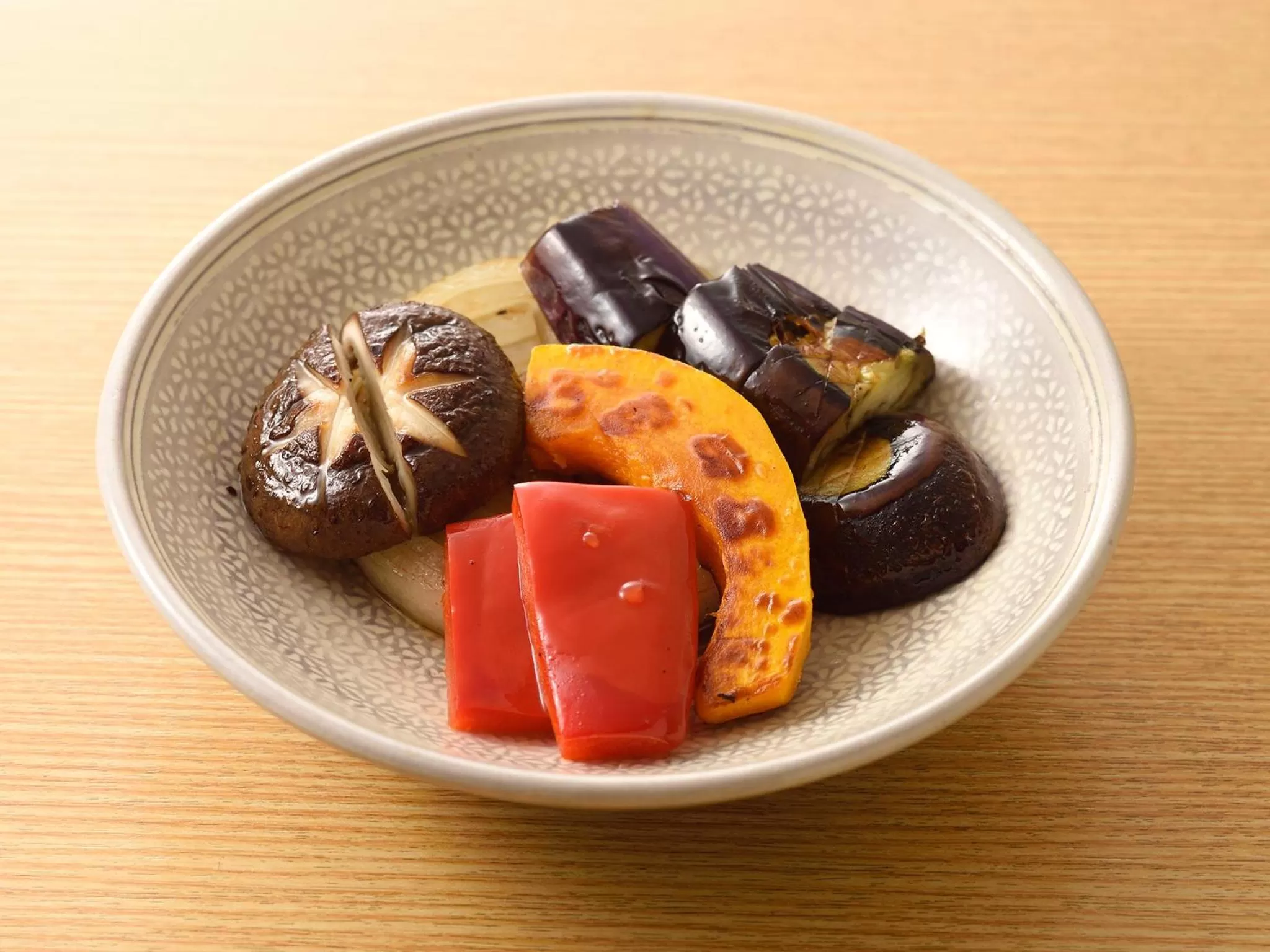 Restaurant/places to eat in Belmont Hotel