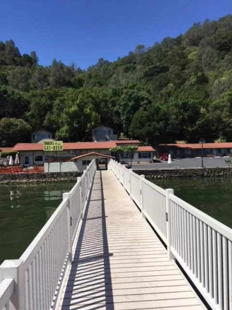 Clear Lake Vista Resort