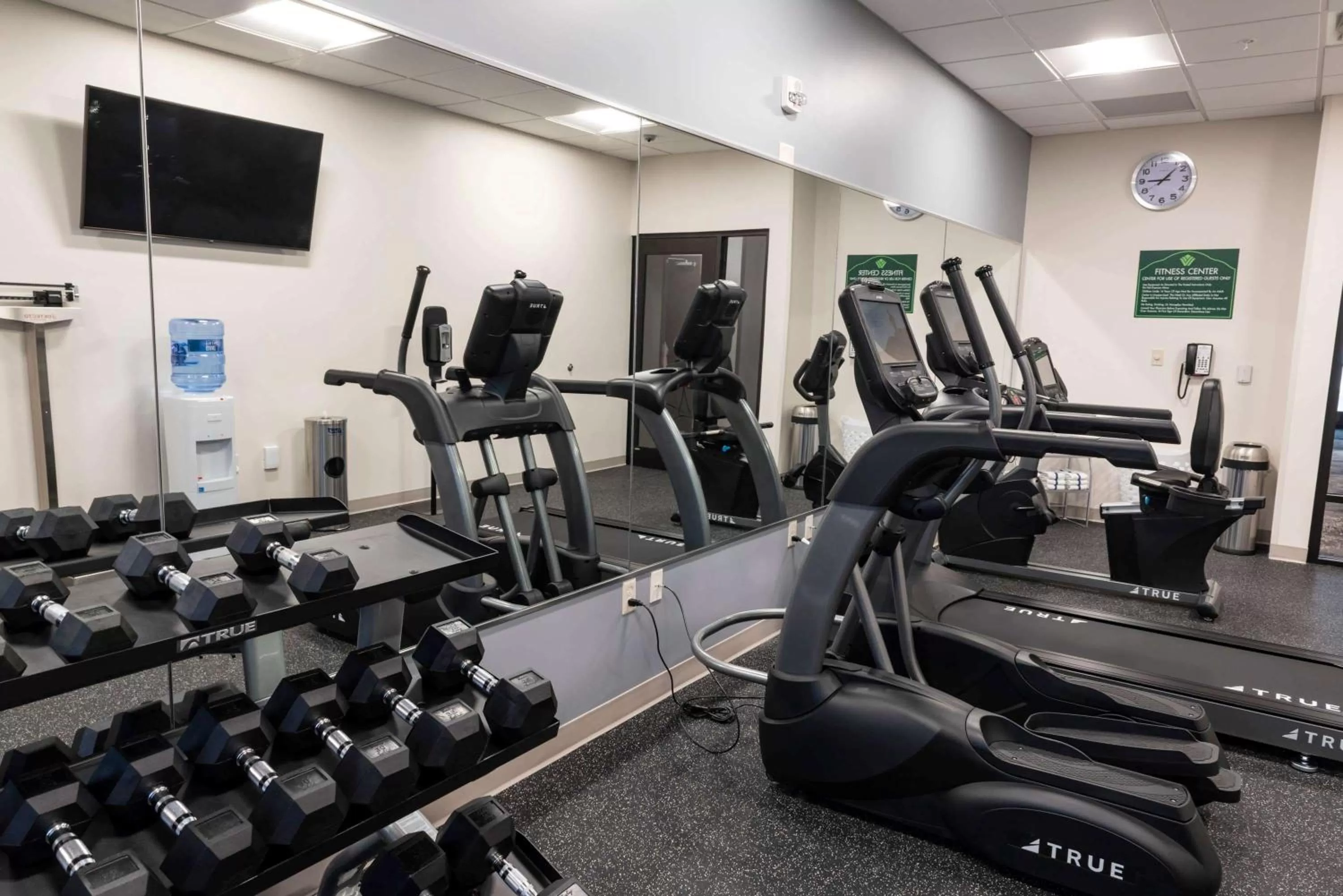 Fitness centre/facilities in Wingate by Wyndham Angola