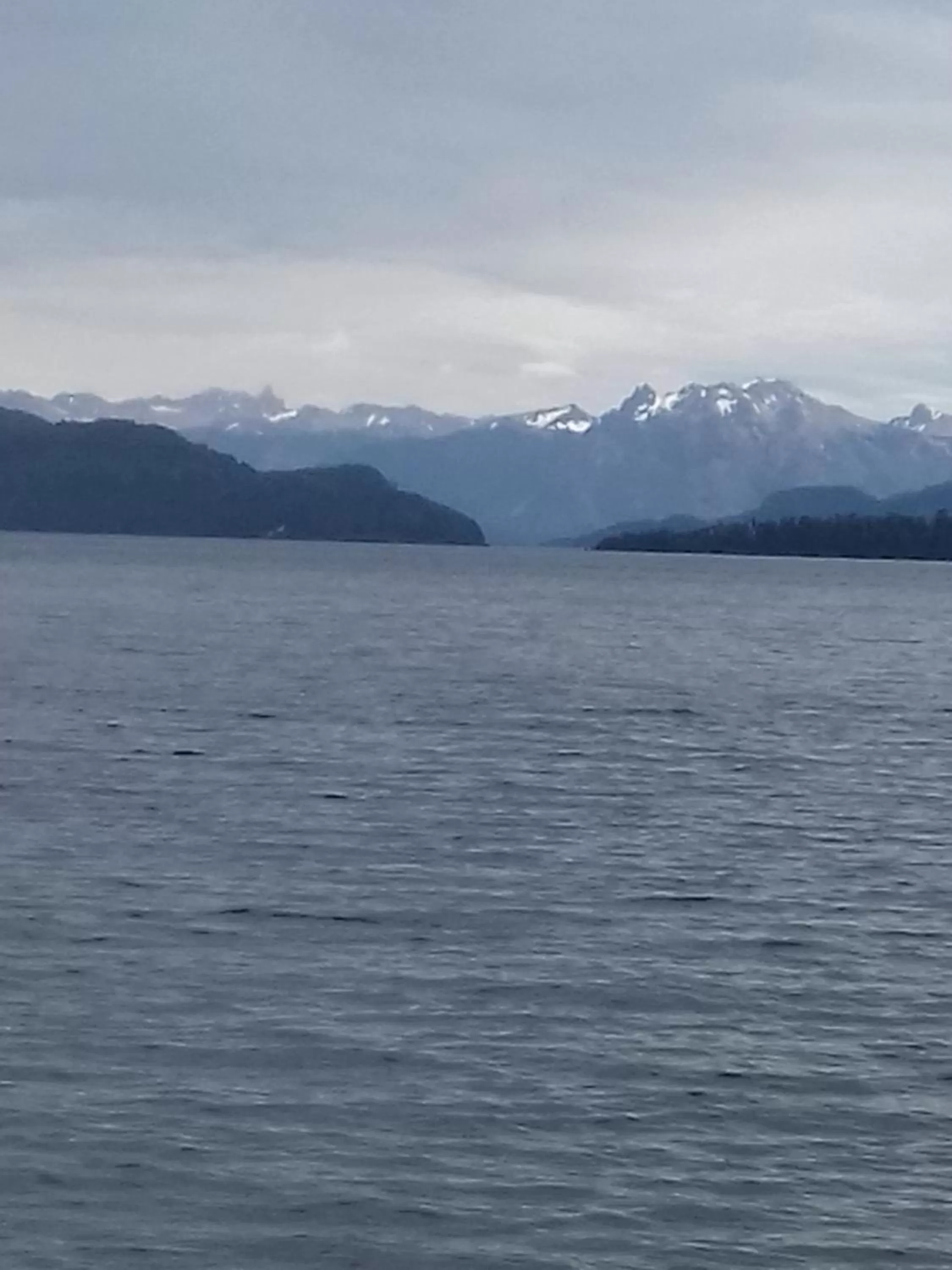 Lake view in Hosteria Lekun Lekun