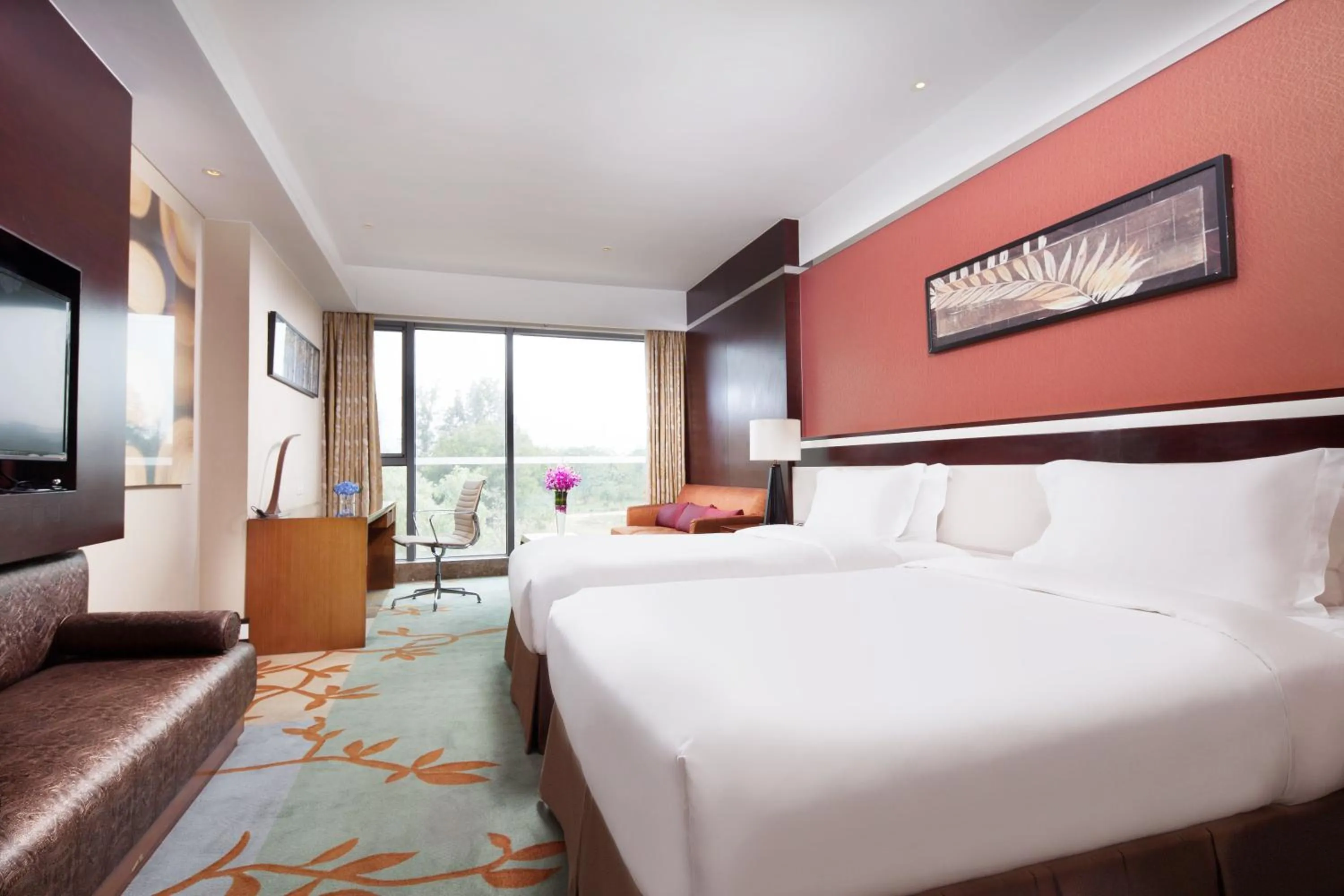Photo of the whole room in Holiday Inn Beijing Shijingshan Parkview by IHG