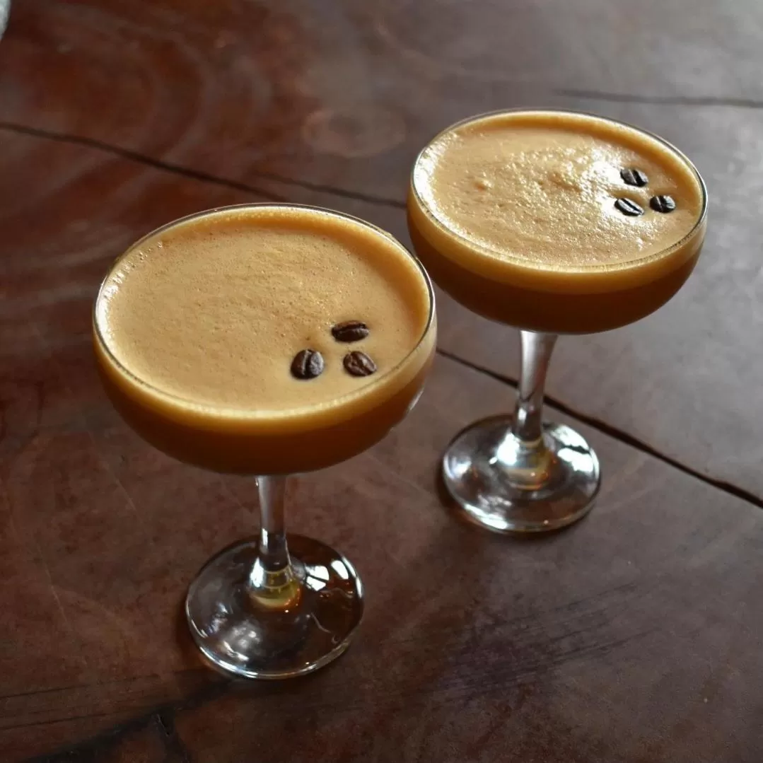 Lounge or bar, Drinks in The Weavers Shed