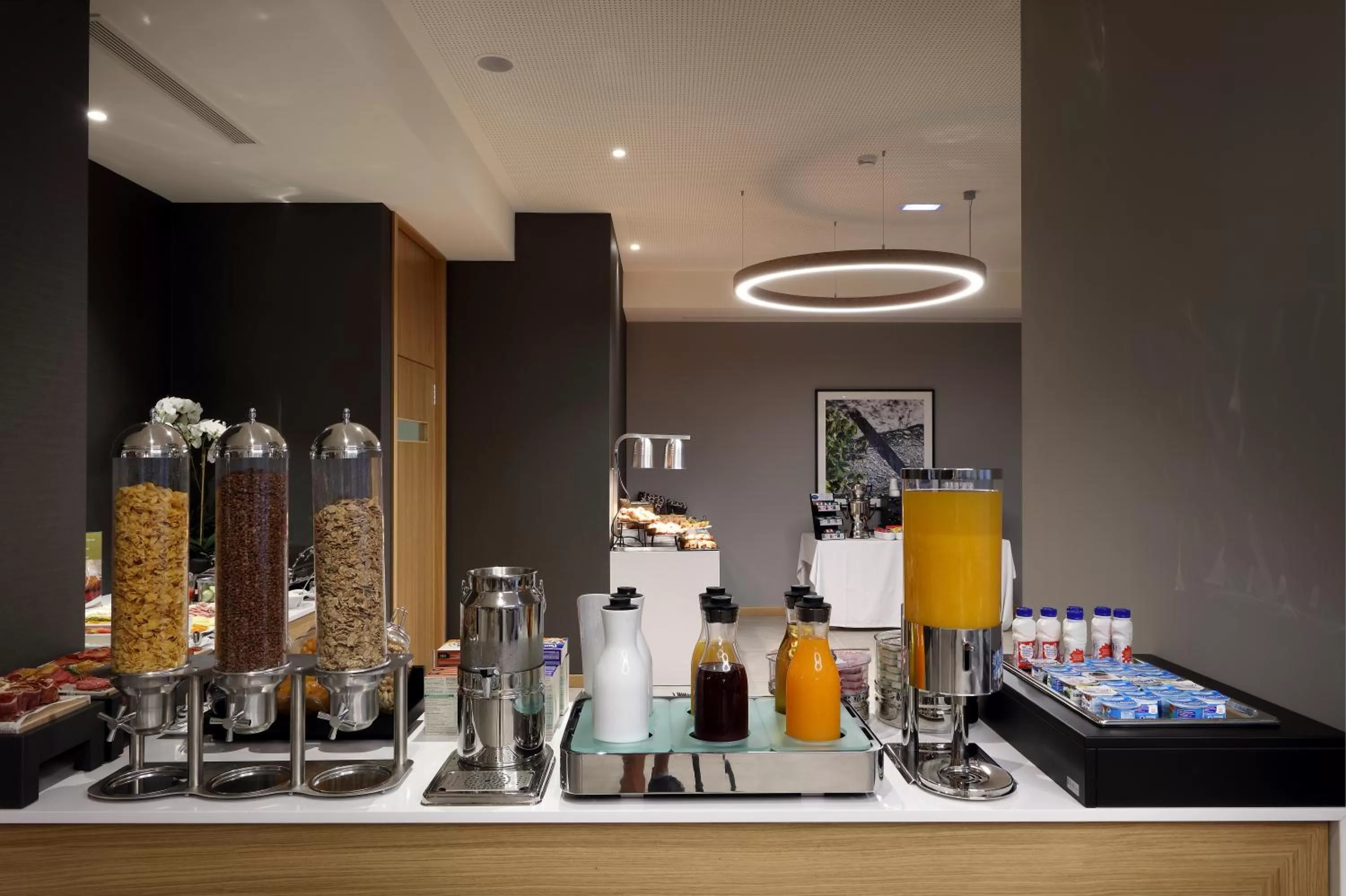 Food and drinks in Eurostars Porto Centro